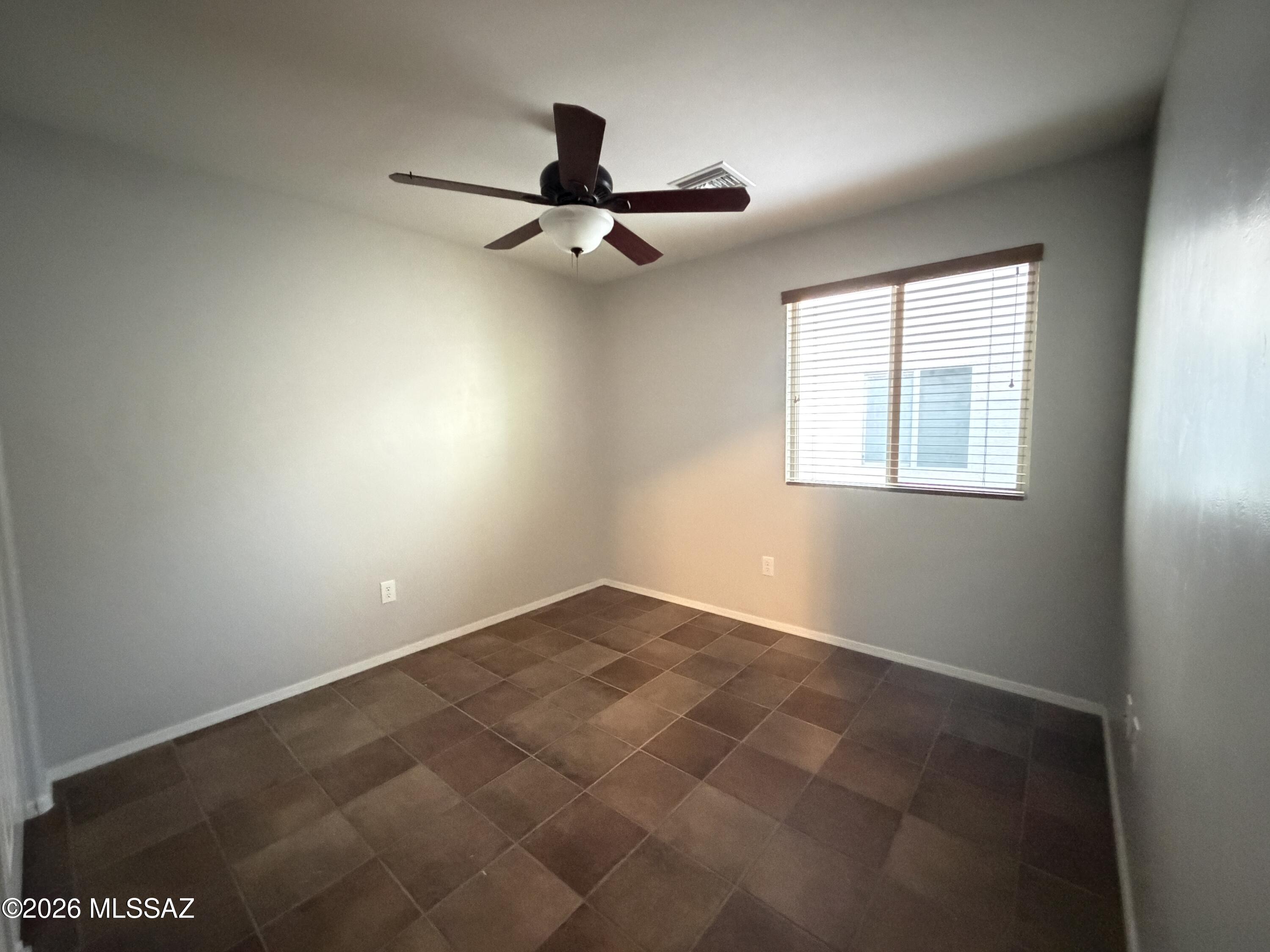 Countryside Manor (1-52) - Residential Lease