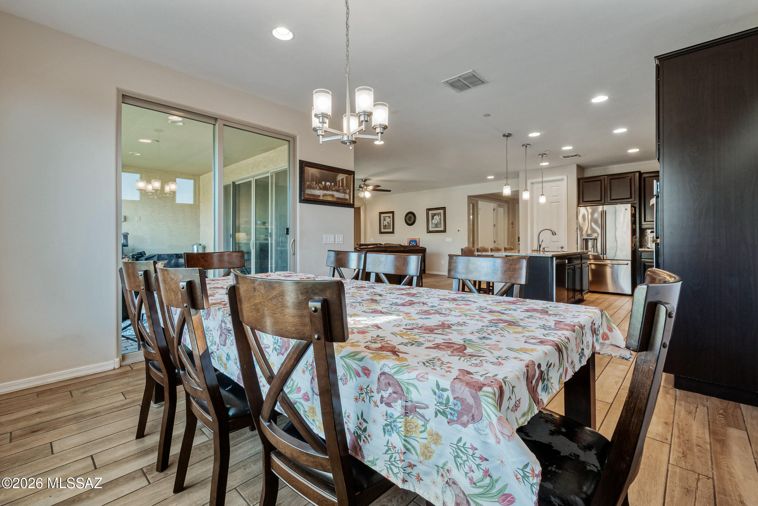 Camino De Oeste SQ20171600112 - Residential