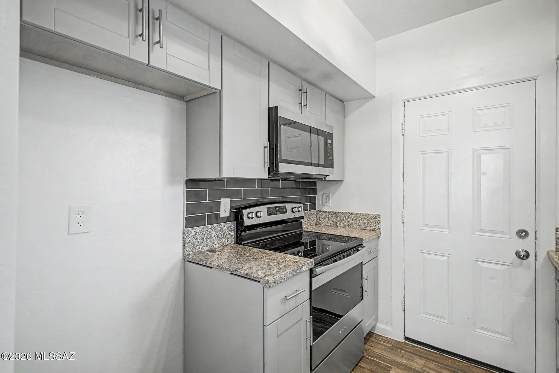 Mira Loma Townhouses Amended (1-44) - Residential