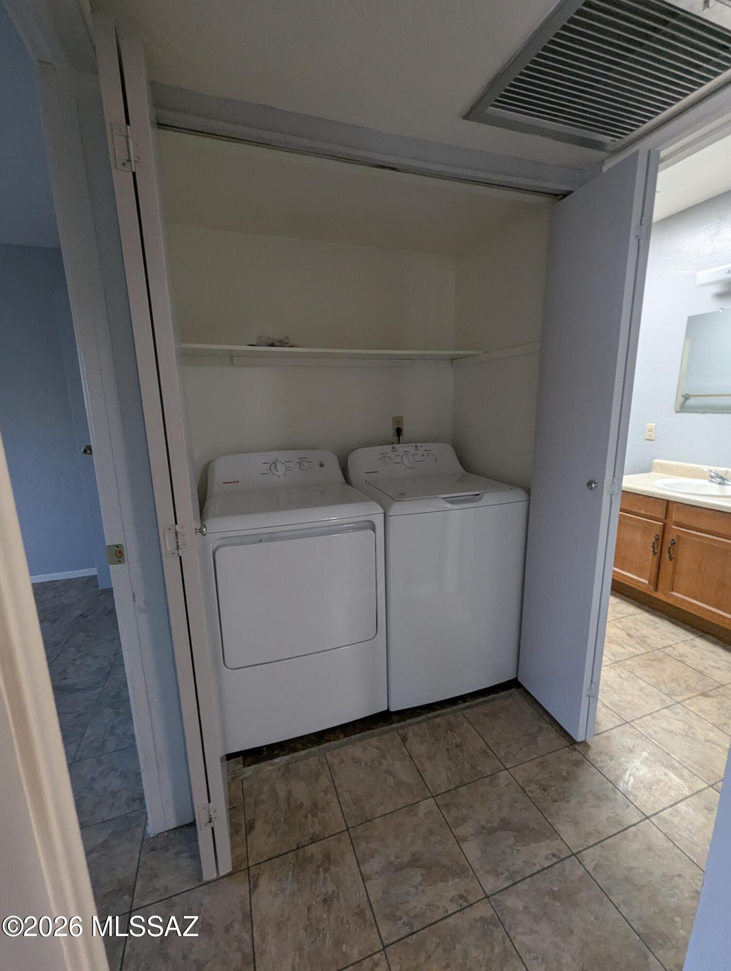 Casa Bonita Condominiums(1-36) - Residential Lease