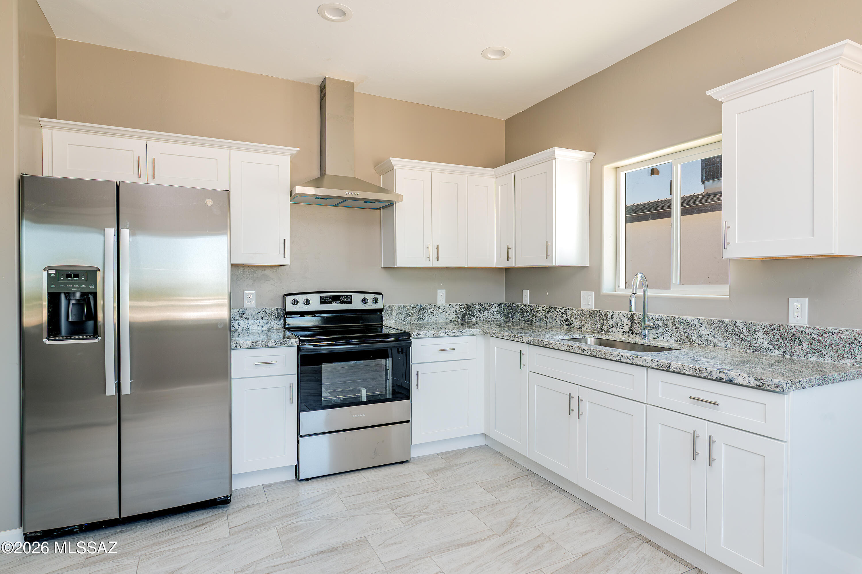 Discover Modern Living in the Heart of Tucson
Welcome home to this brand-new 3 bedroom, 2 bath unit, where comfort meets contemporary style. The open-concept kitchen impresses with sleek granite countertops, stainless steel appliances, and a striking contemporary hood range.
Beautiful ceramic tile flows throughout the entire unit, offering a clean, low-maintenance living space that's as practical as it is stylish.
Ideally situated near the vibrant Tucson Marketplace, you'll have dining, grocery shopping, movie theaters, and more just minutes from your door. Plus, with easy access to Interstate 10, commuting and getting around the city couldn't be simpler.
Don't miss the chance to make this fresh, move-in-ready unit your new home. Schedule a tour today!