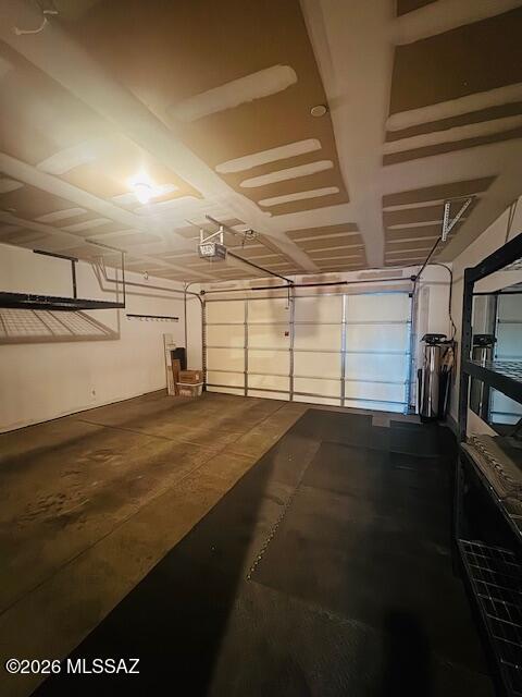 Tierra Del Paraiso(1-133) - Residential Lease