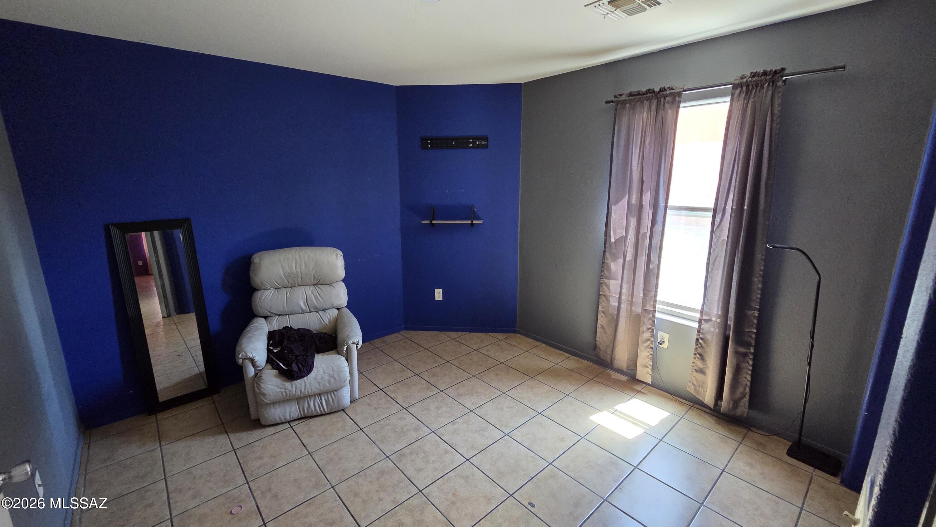 Tres Pueblos - Residential