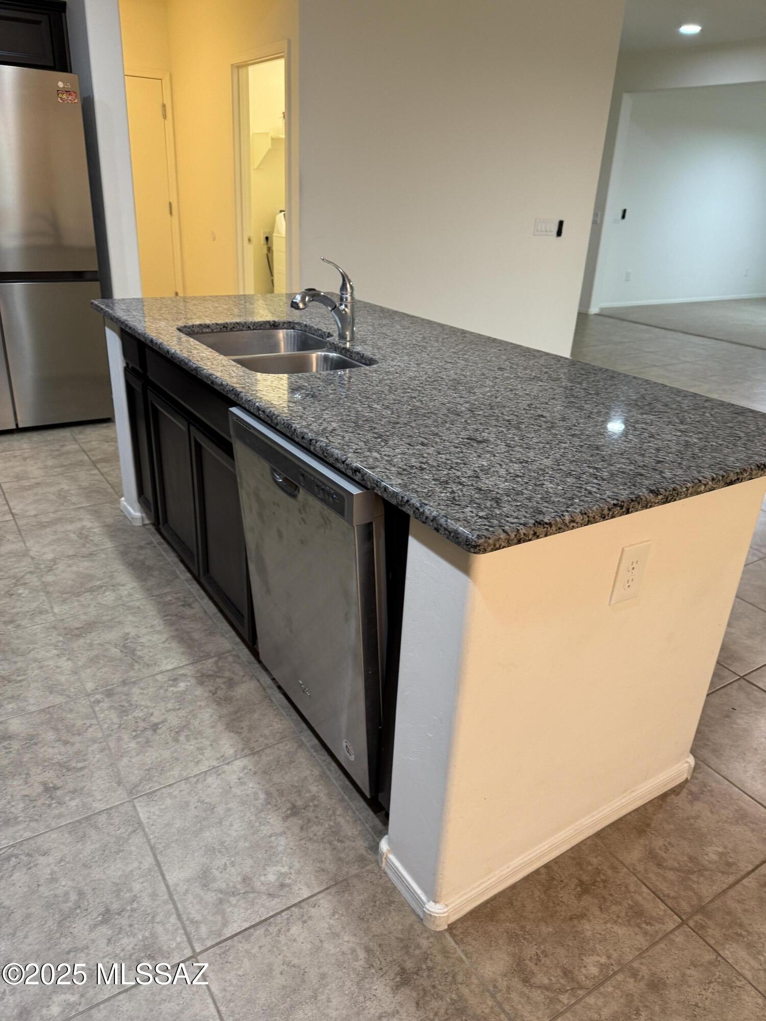 Gladden Farms Block 16 (1-89) - Residential Lease