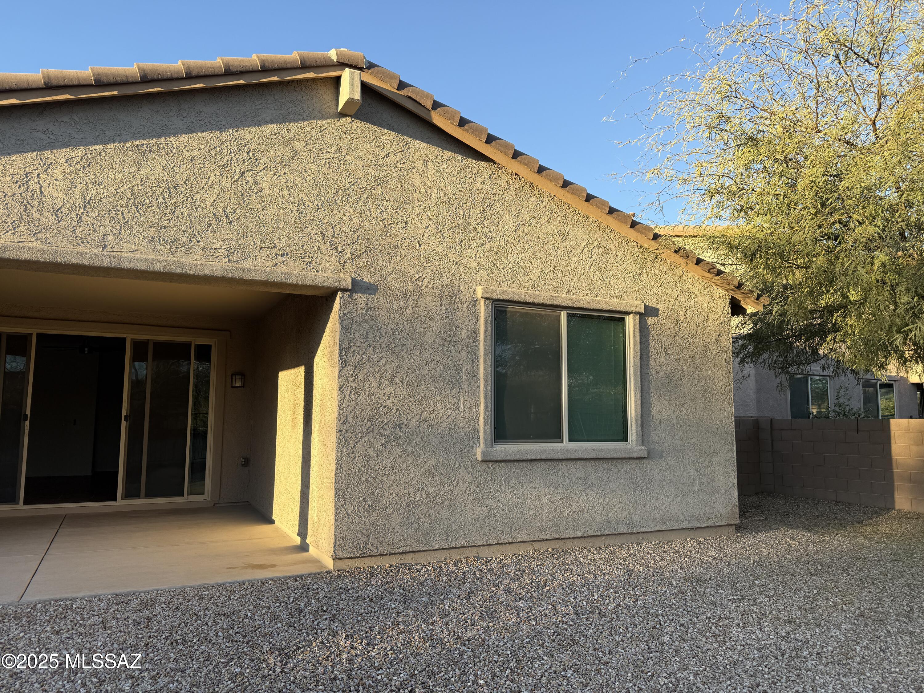 Gladden Farms Block 16 (1-89) - Residential Lease