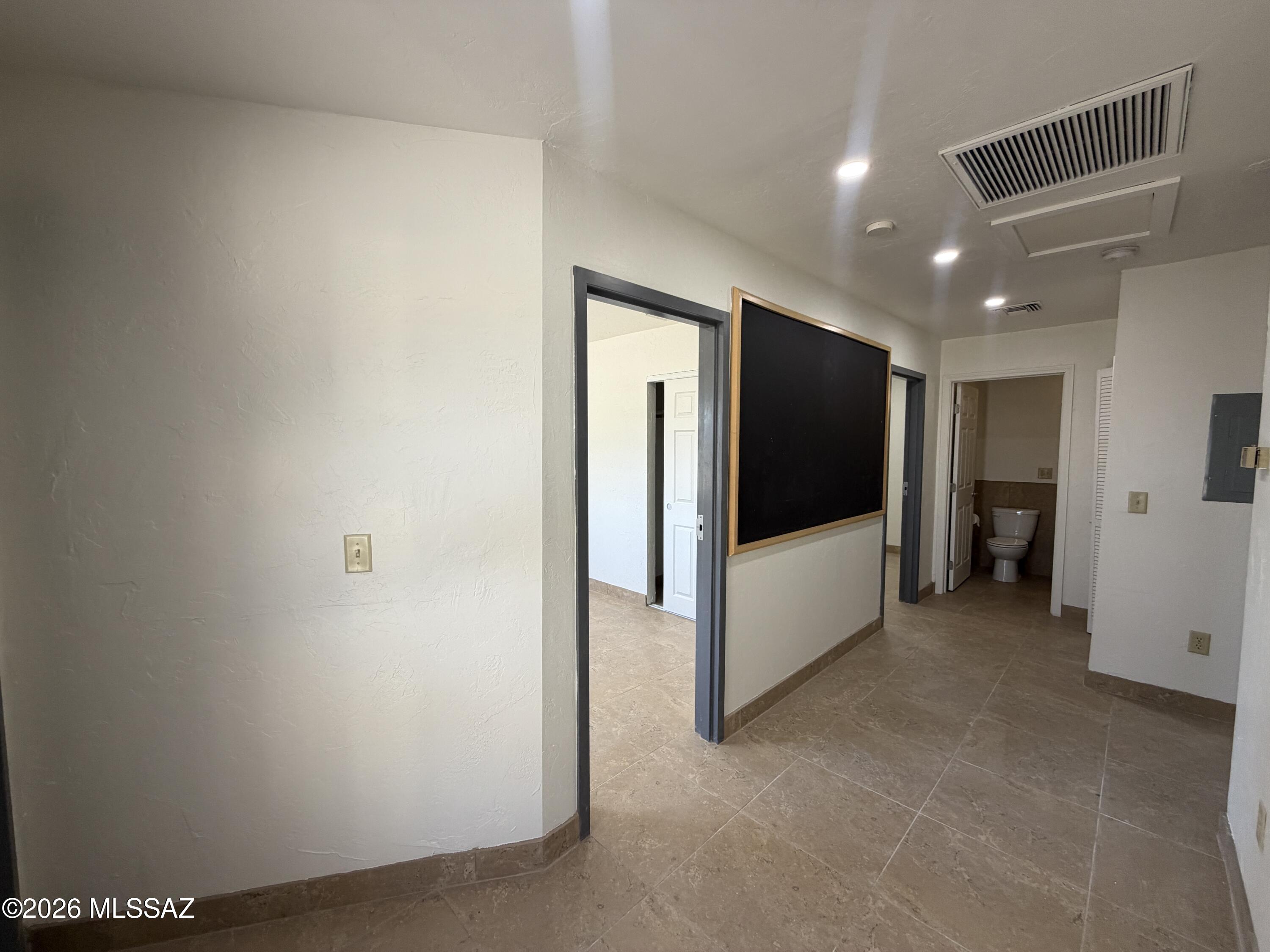Mansfield Heights - Residential Lease