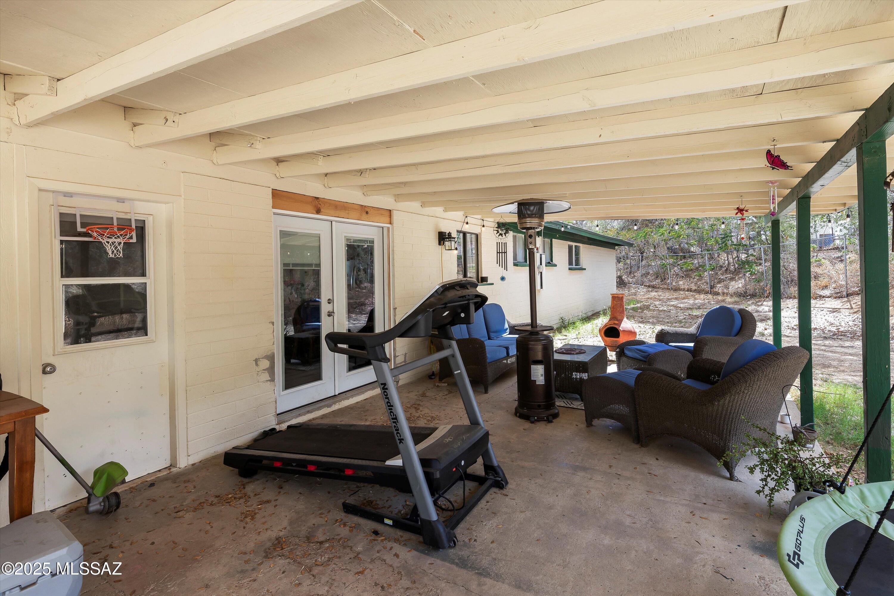 Los Robles Estates - Residential