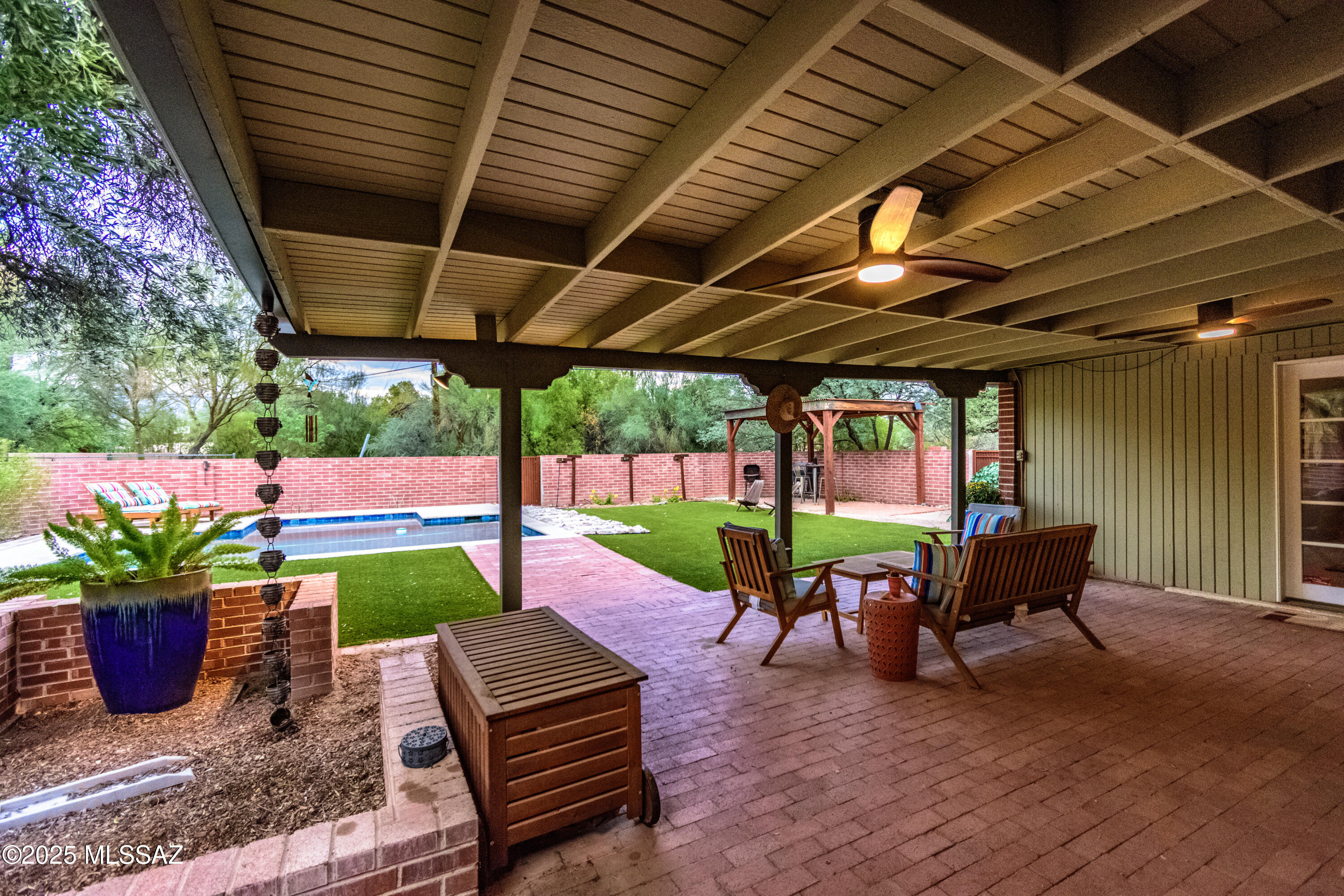 Indian Ridge Terrace (1-32) - Residential