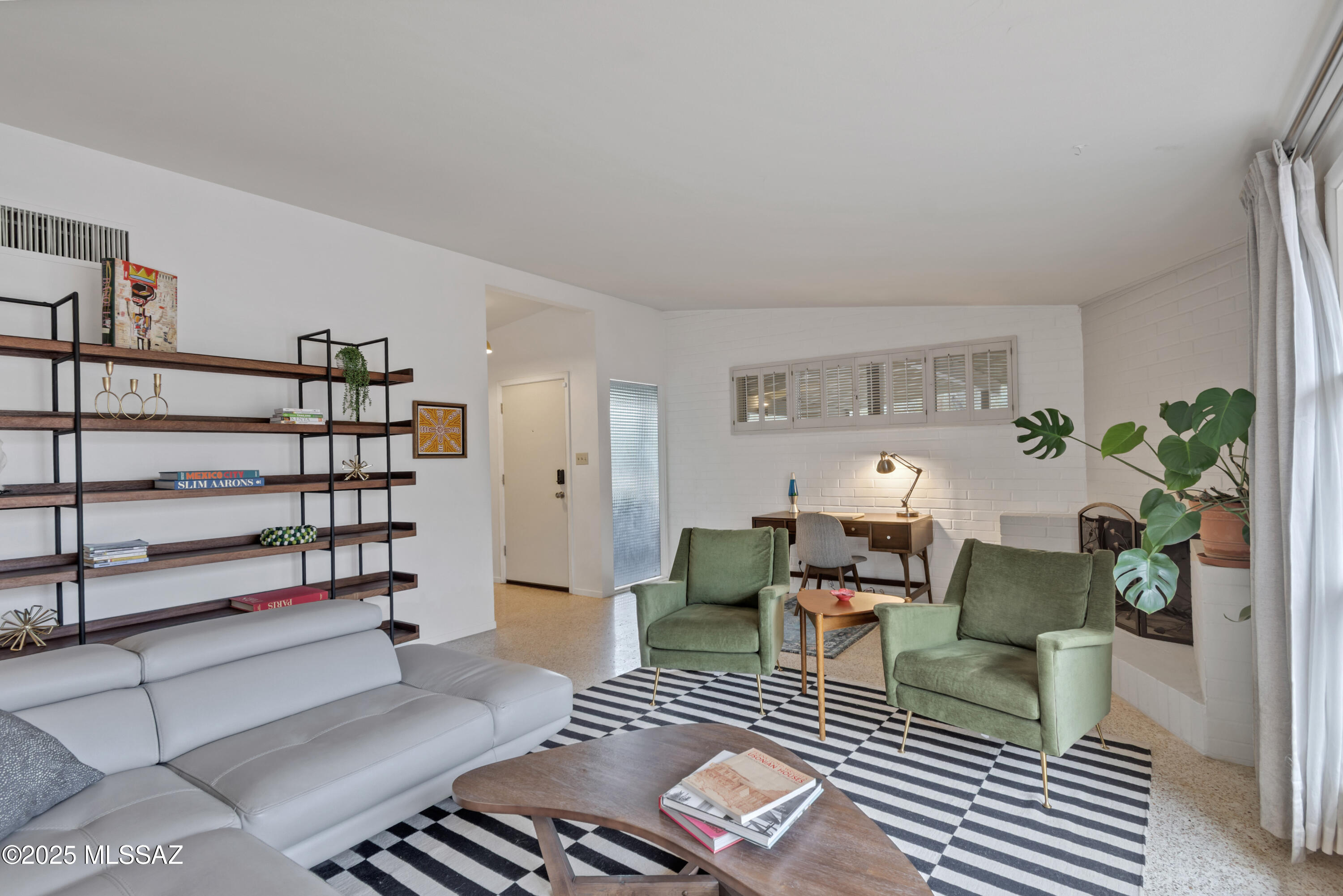 Indian Ridge Terrace (1-32) - Residential