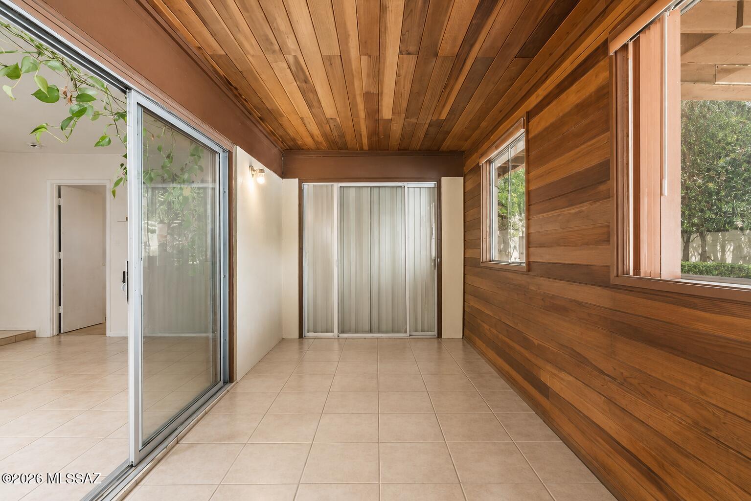 Thunderbird Heights - Residential