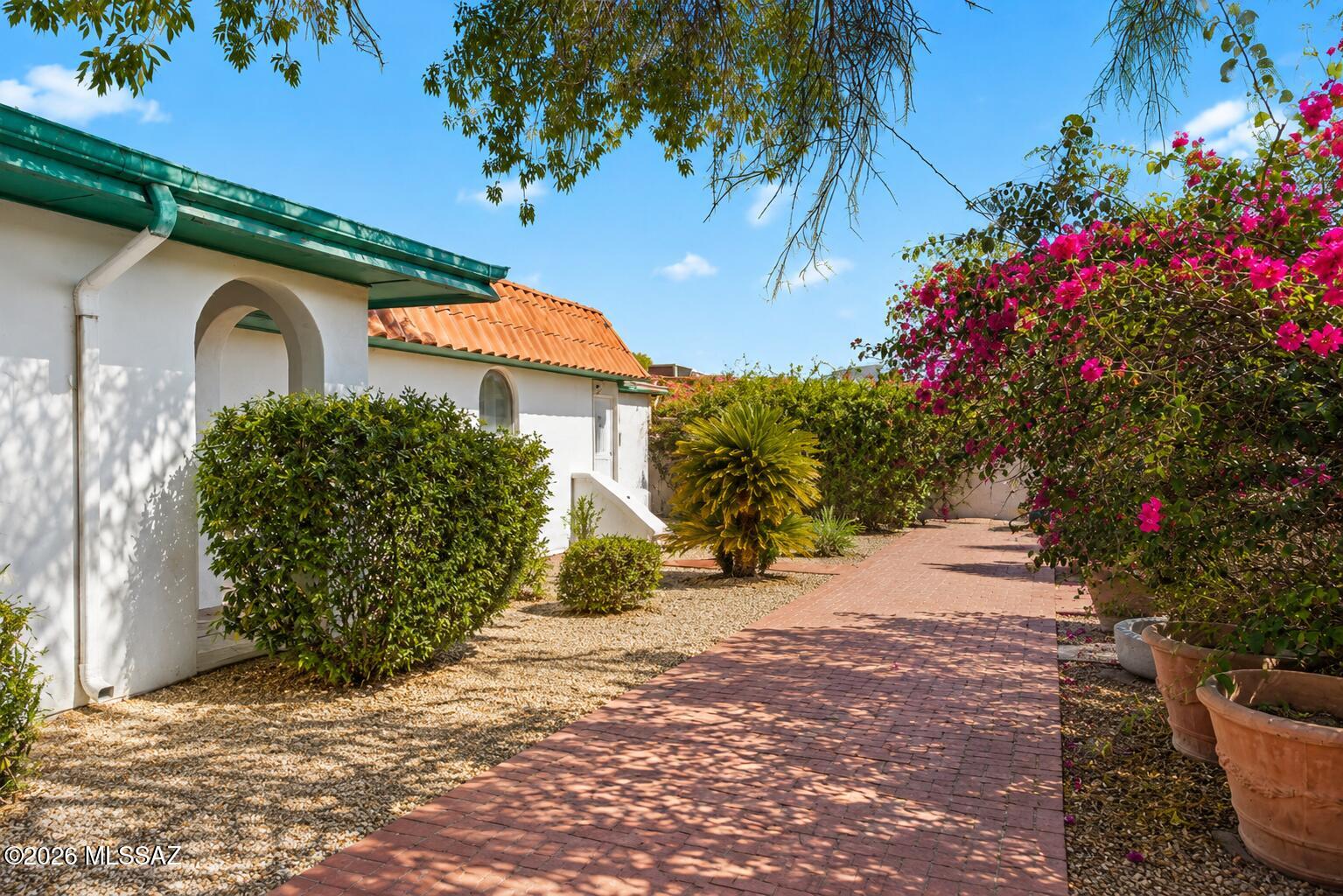 Thunderbird Heights - Residential