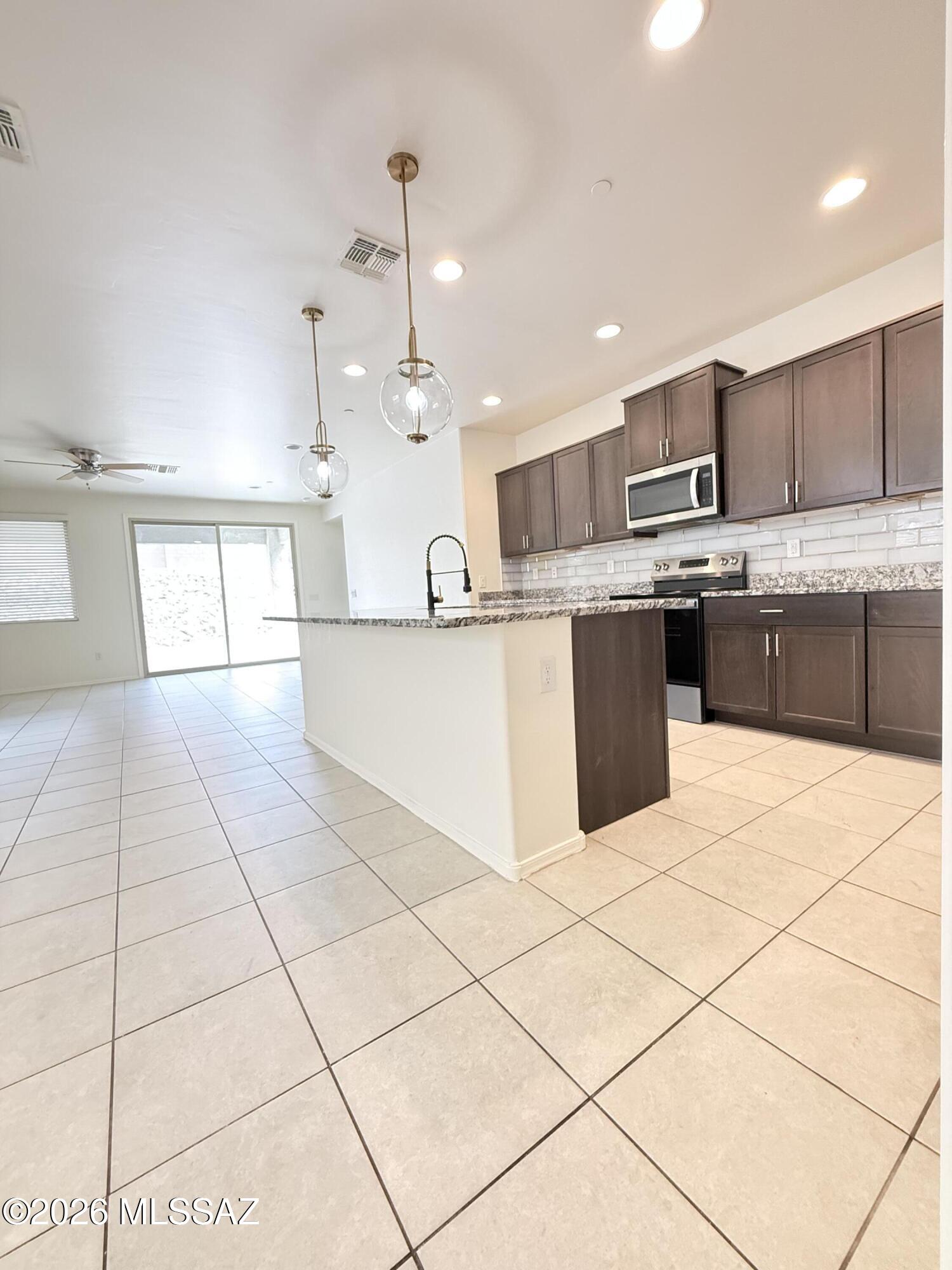 Rancho Del Lago (101-206) - Residential