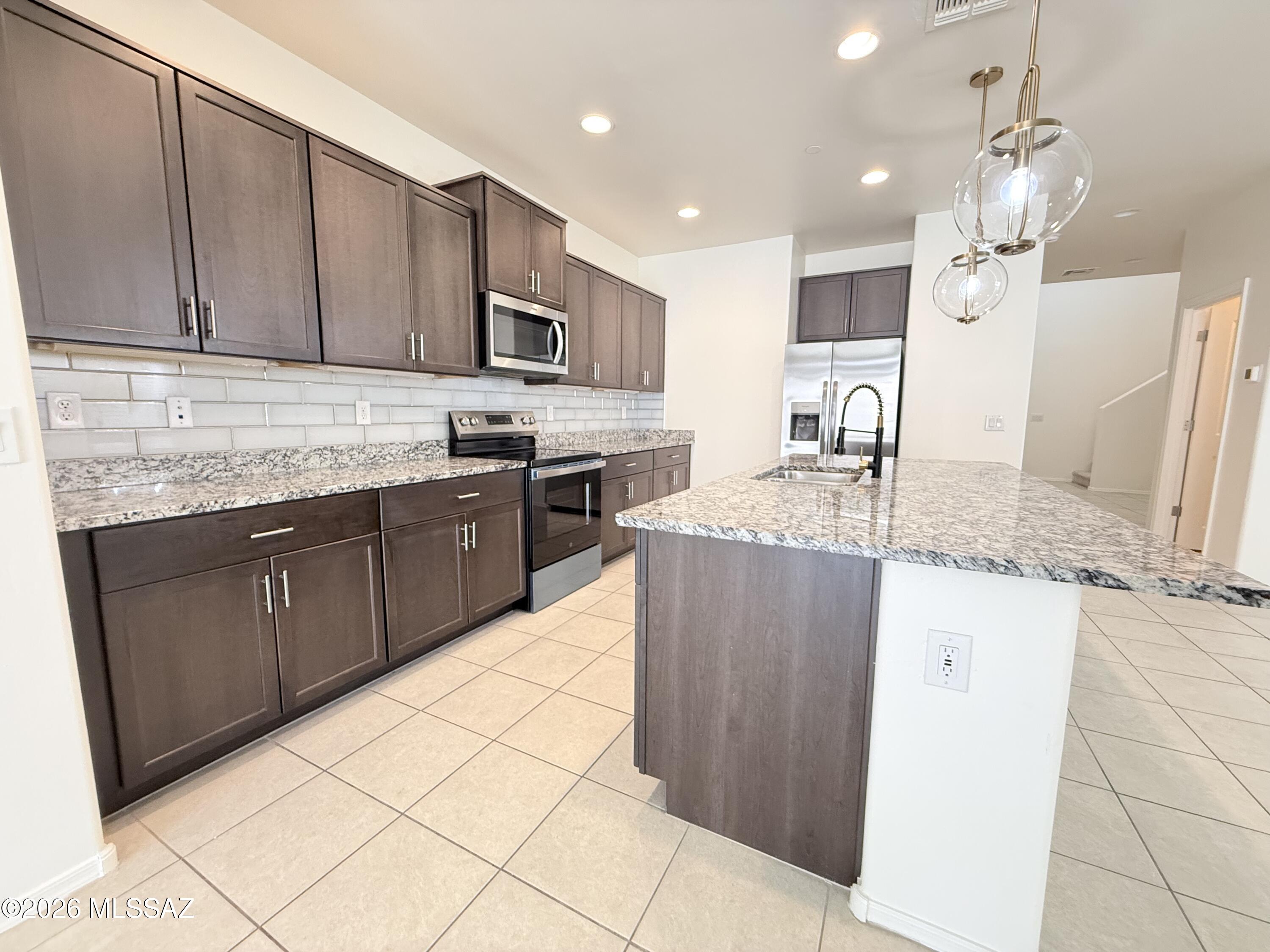 Rancho Del Lago (101-206) - Residential