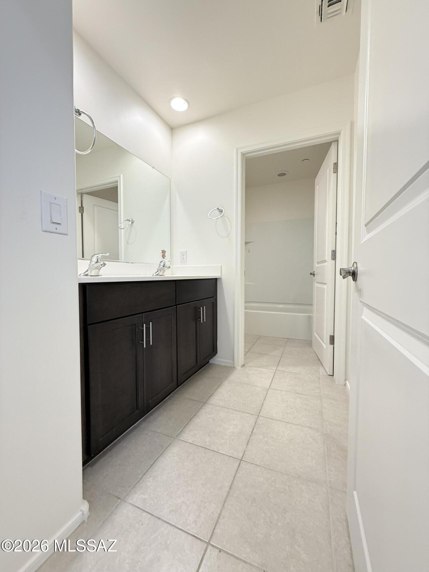 Rancho Del Lago (101-206) - Residential