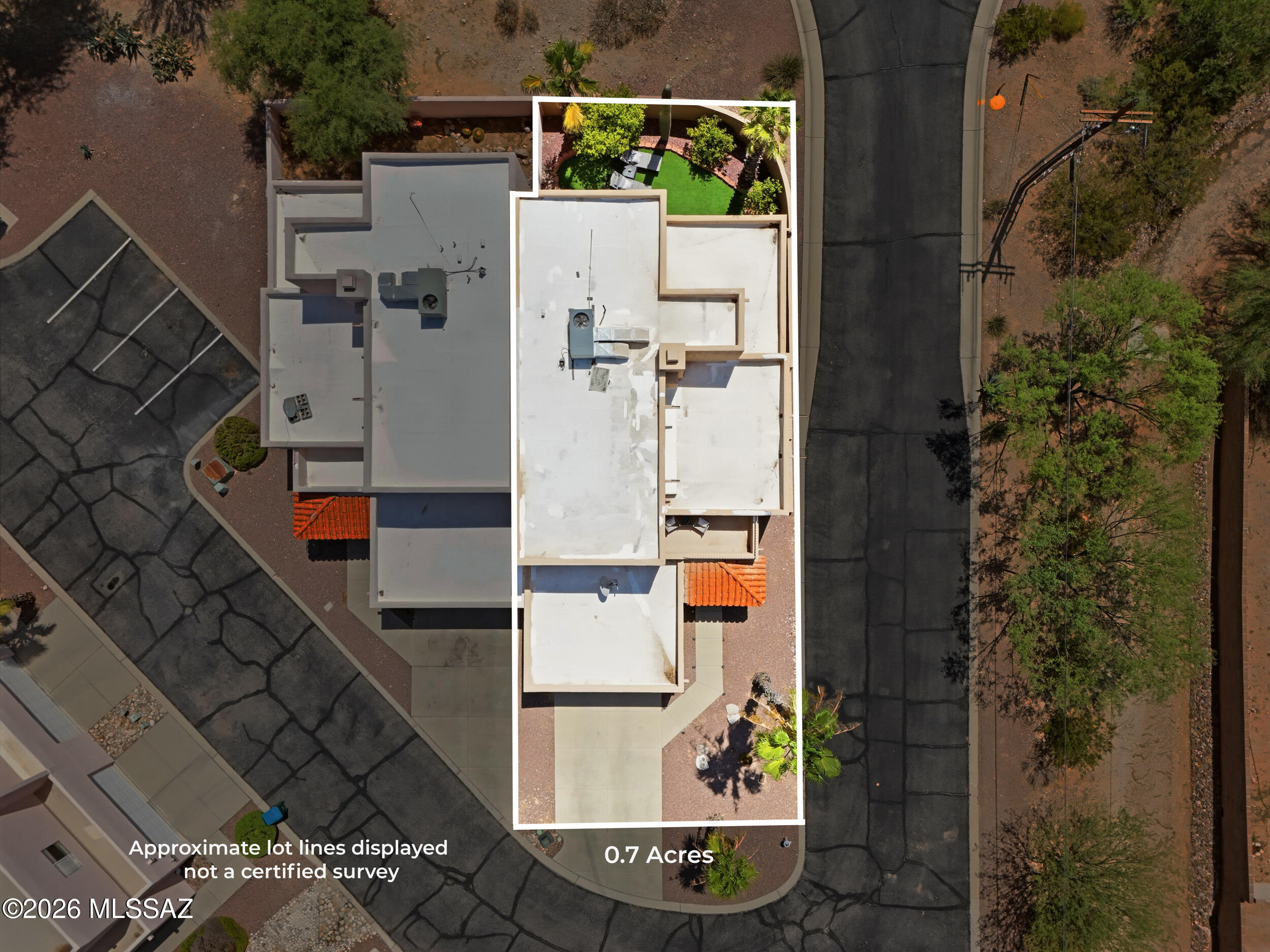 Sabino Shadows (1-27) - Residential