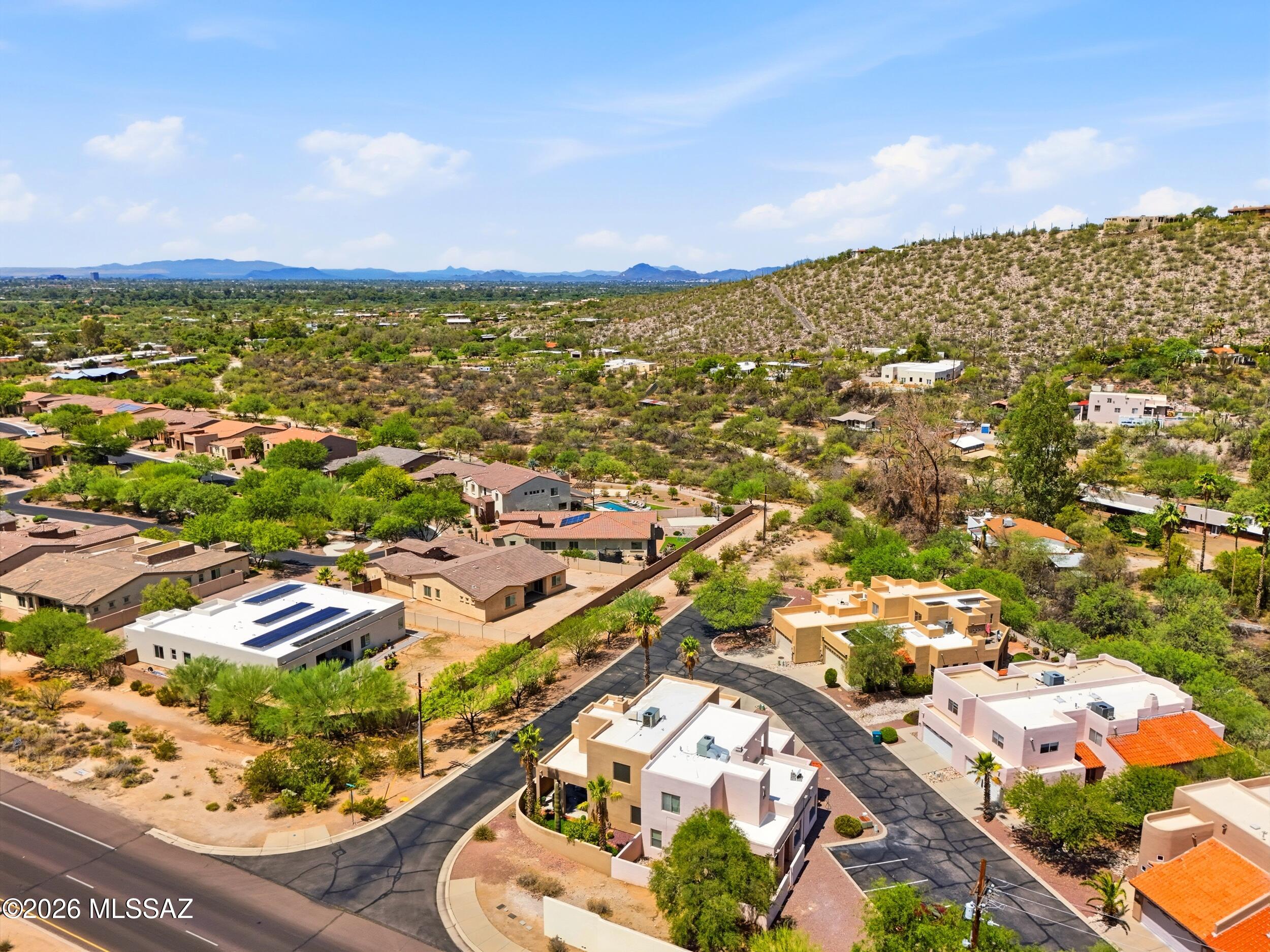 Sabino Shadows (1-27) - Residential