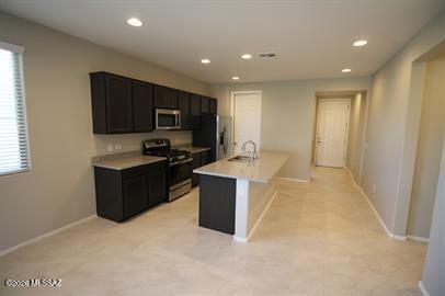 La Estancia De Tucson (1-330) - Residential Lease