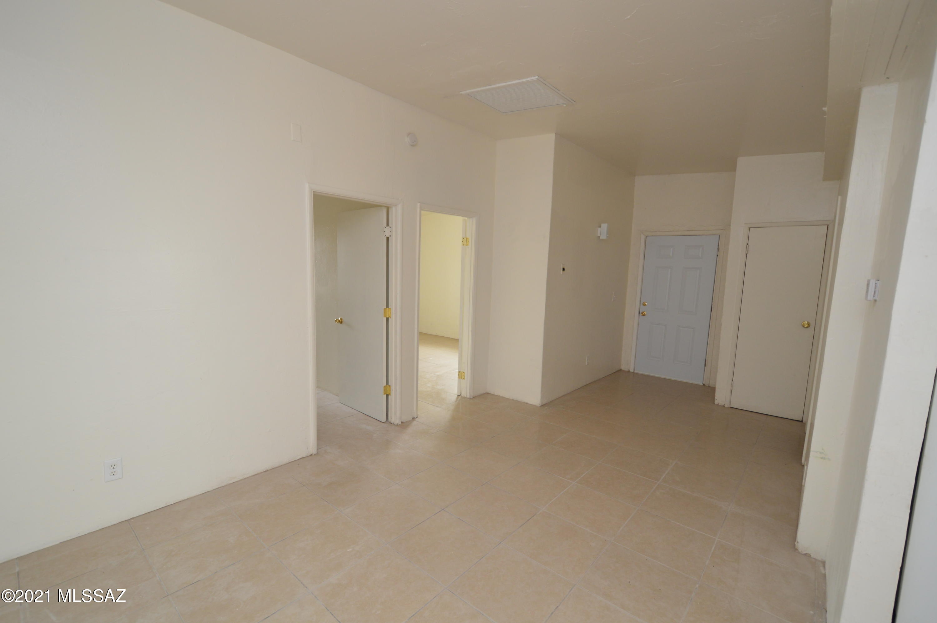 Mitchell Resub Lot 70 - Residential Lease