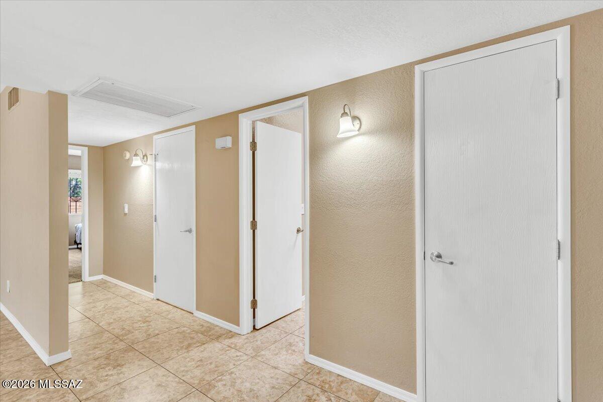 Oak Park Twnhss (1-40) - Residential