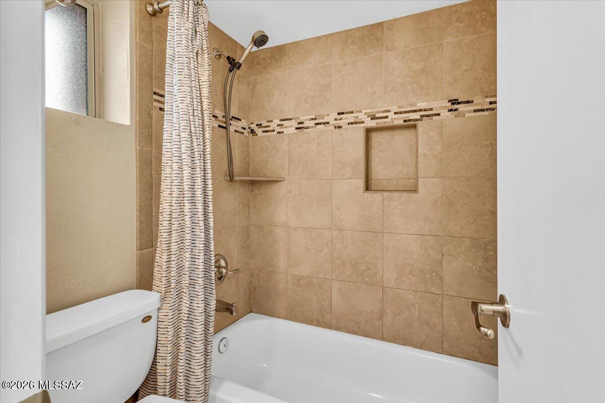 Oak Park Twnhss (1-40) - Residential