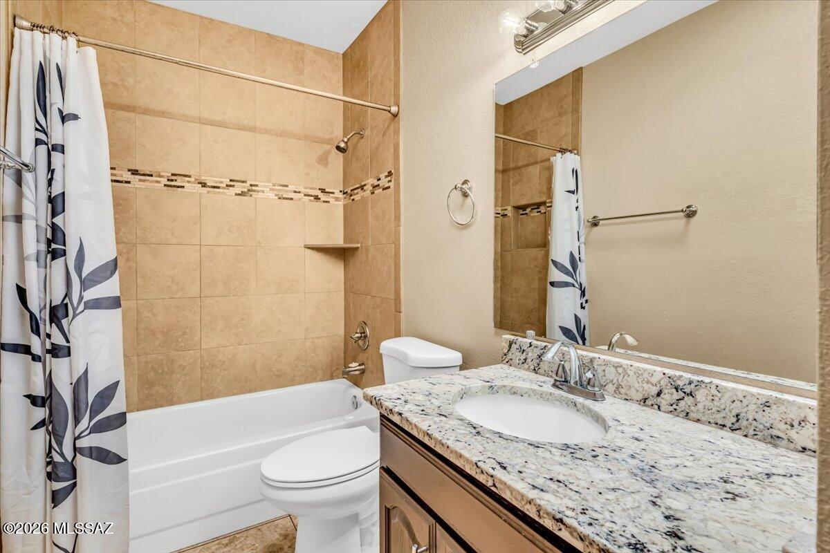 Oak Park Twnhss (1-40) - Residential