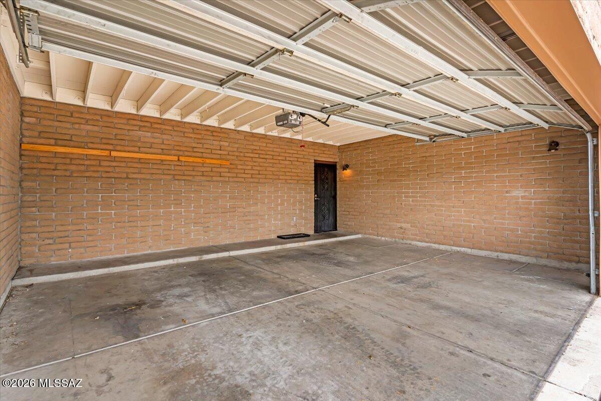 Oak Park Twnhss (1-40) - Residential