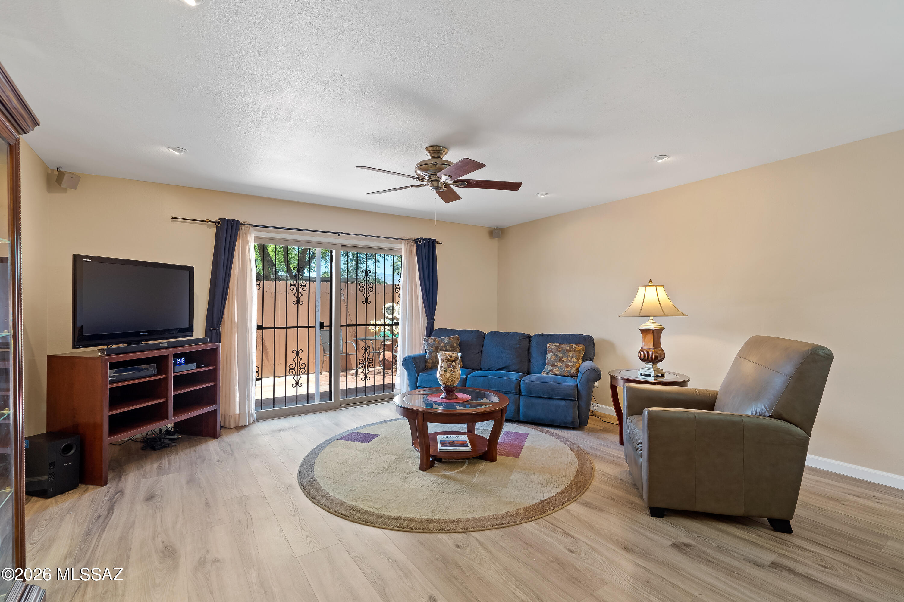 Pantano Park Townhouses - Residential