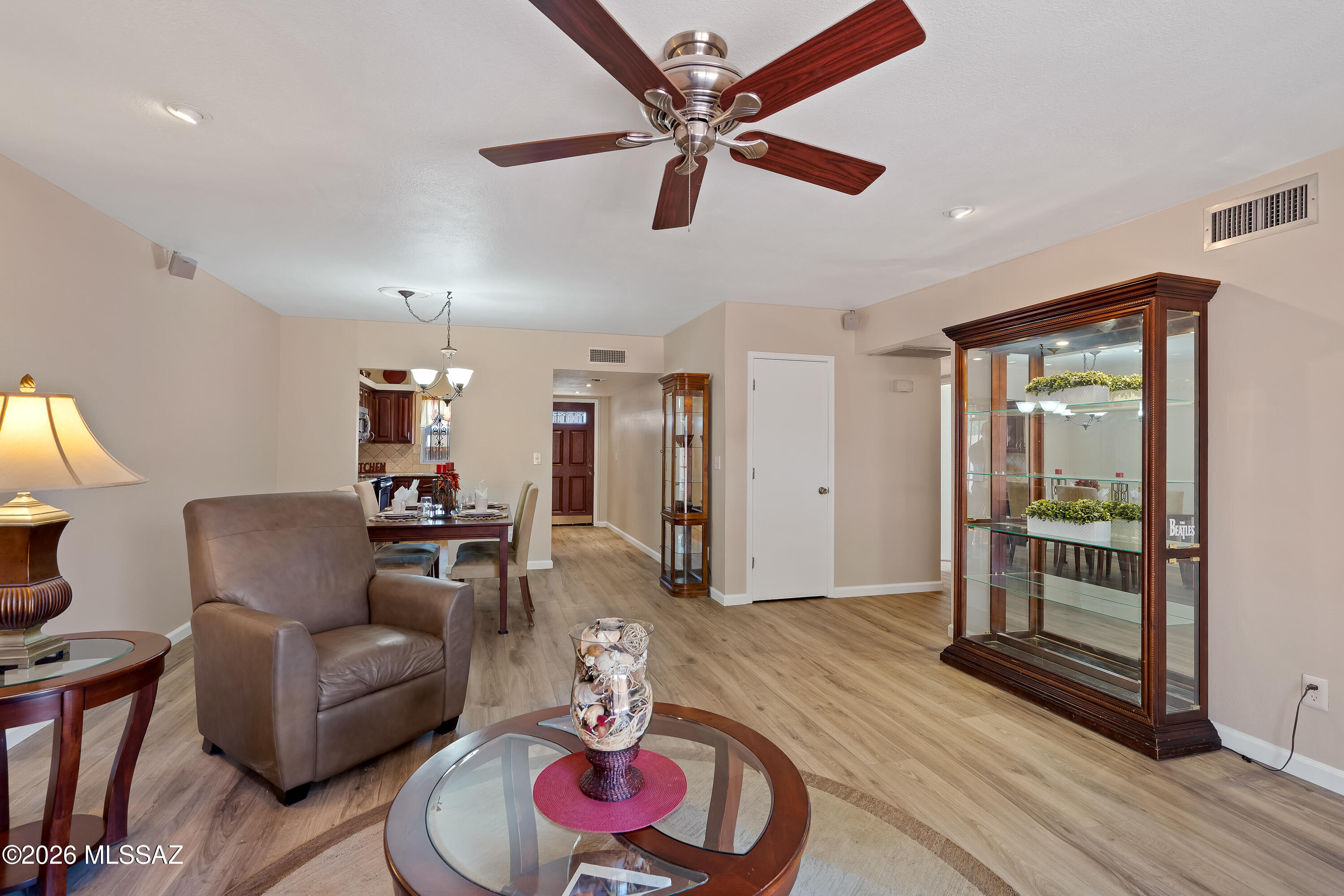 Pantano Park Townhouses - Residential