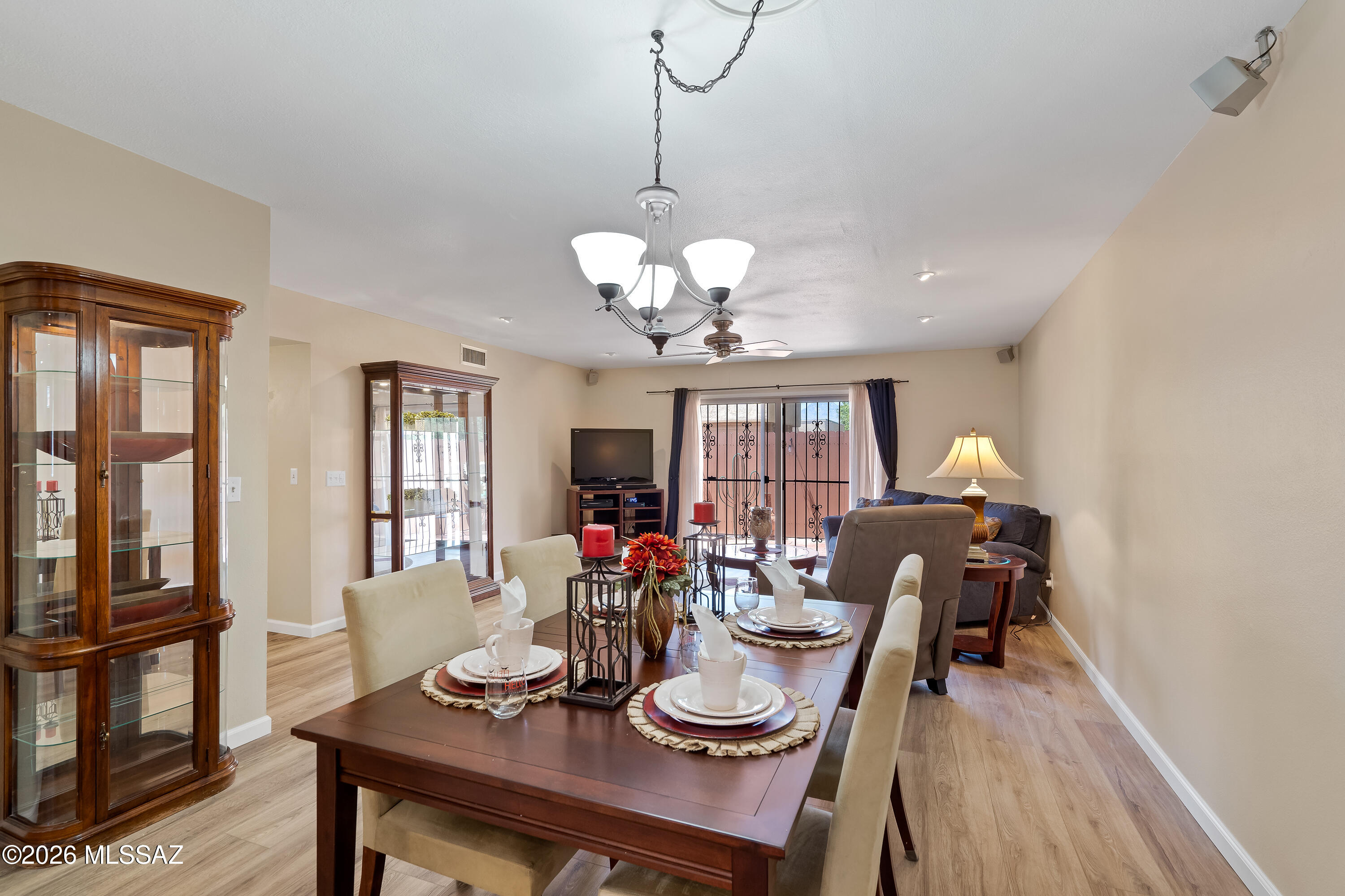 Pantano Park Townhouses - Residential