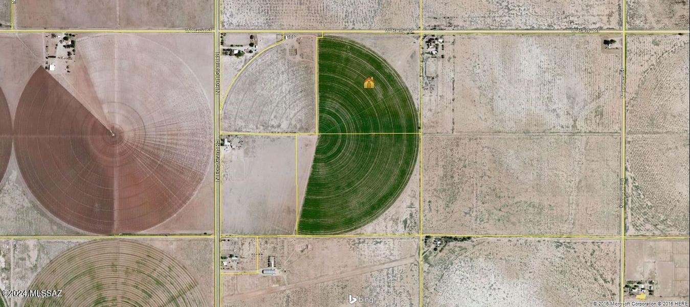 The perfect small farm consisting of 89 acre in an excellent location . Great soil and water. Has been planted in alfalfa hostorically and currently leased out (short term lease ). The irrigation well is in good reconditioned shape, .Irrigation pump with electric motor, Zimmatic Center pivot irrigation, approximately 65 acres.