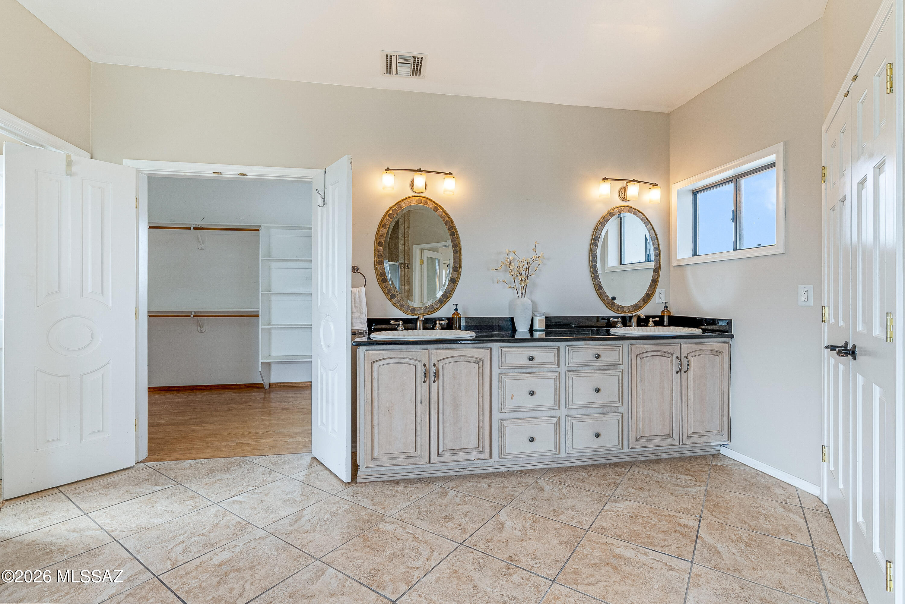 Rio Rico Villas 11 - Residential
