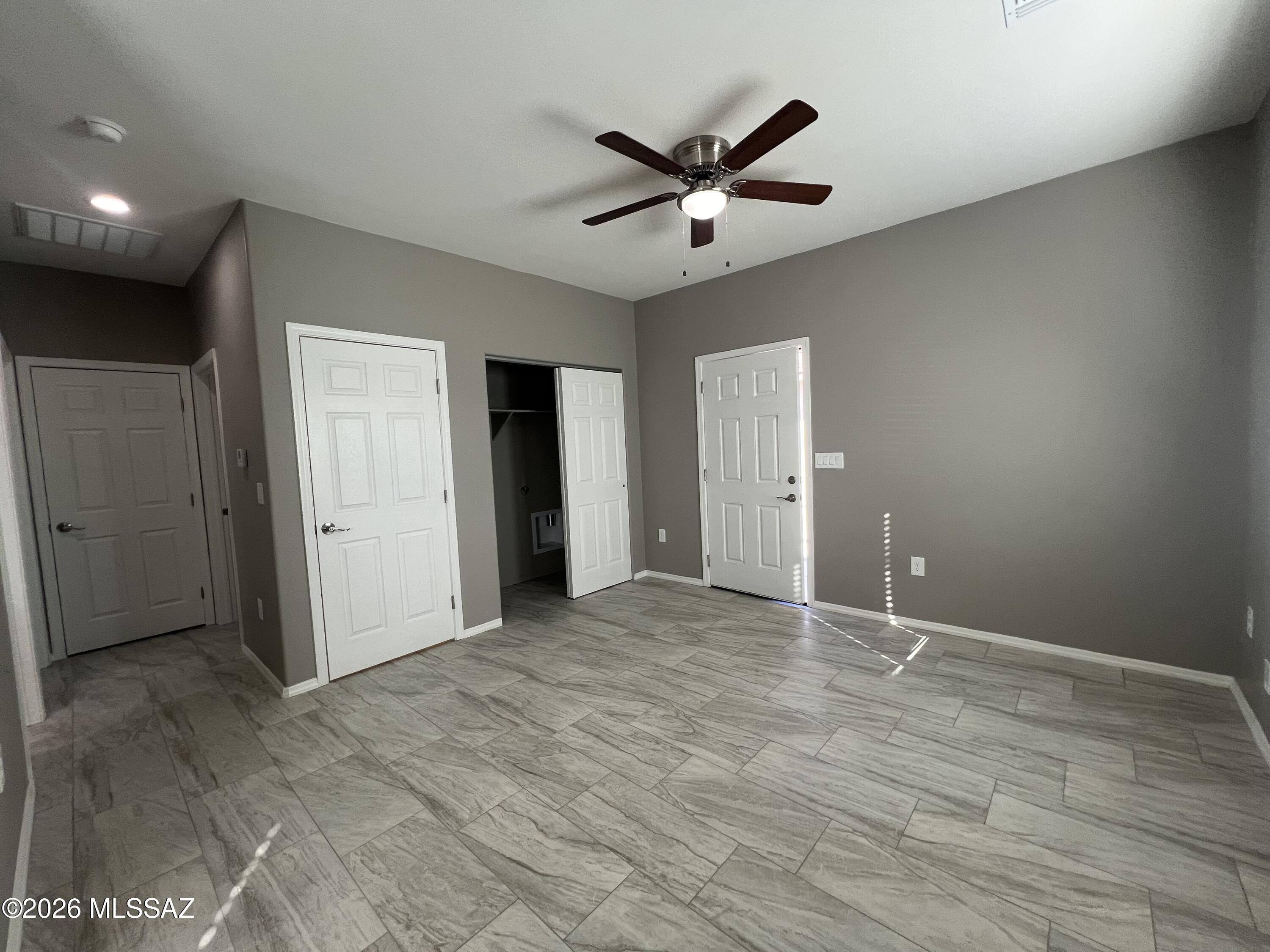 Bronx Park Addition - Residential Lease