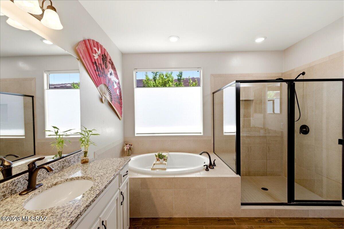 Golden Barrel Place At Dove Mountain SQ20141710079 - Residential