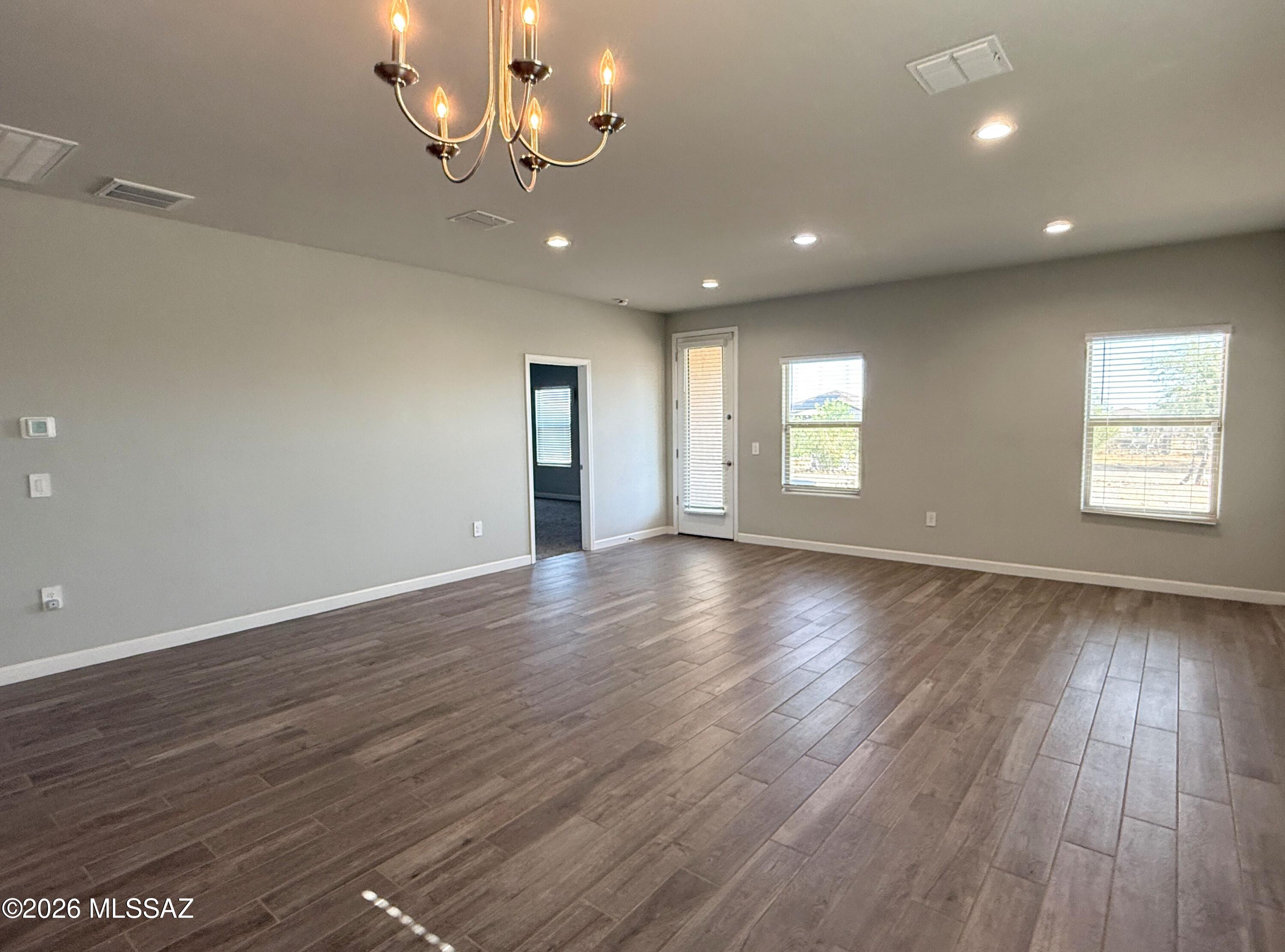 Hunter Subdivision NO. 2 (1-121) - Residential Lease