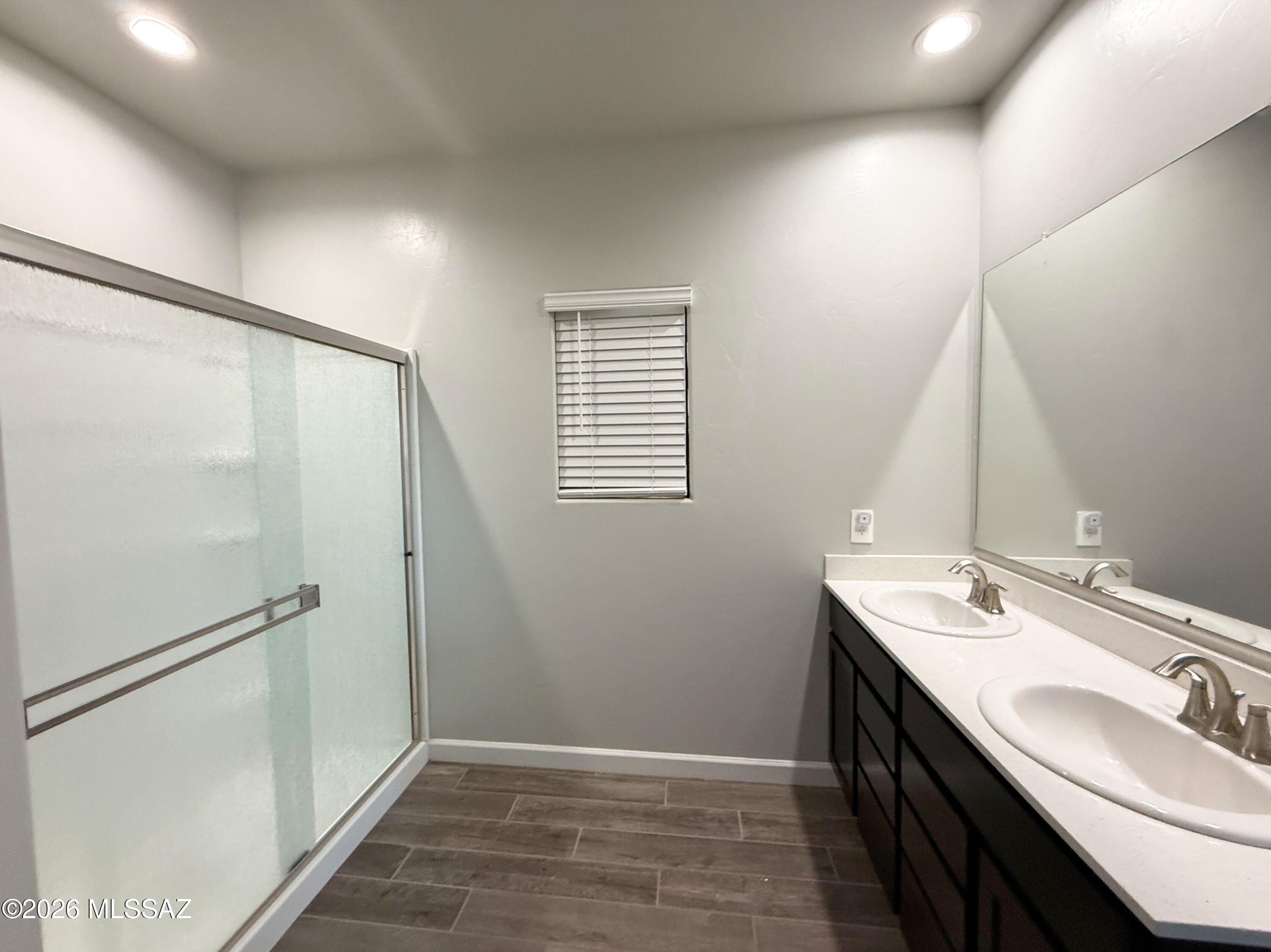 Hunter Subdivision NO. 2 (1-121) - Residential Lease