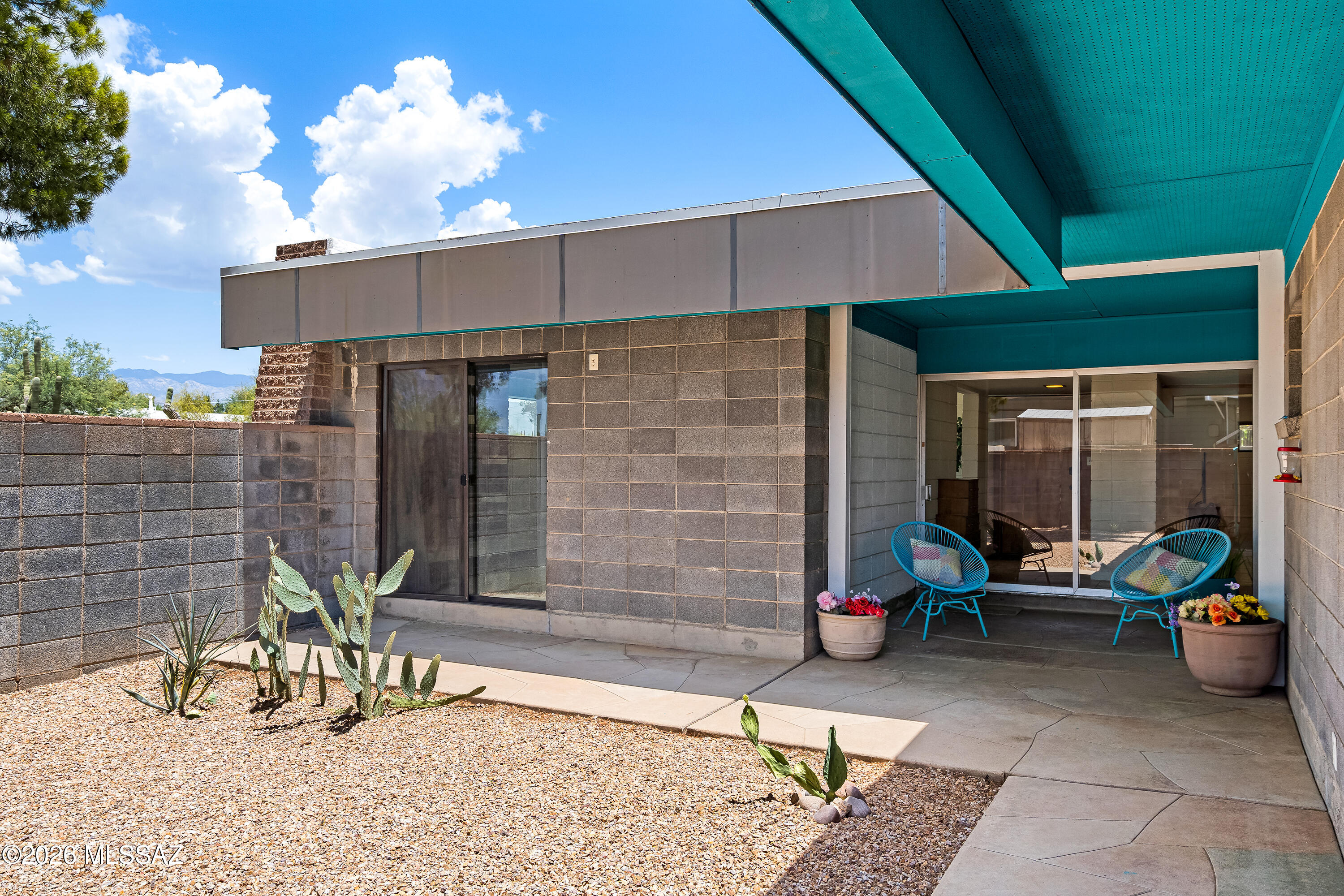 Carlos Terrace - Residential