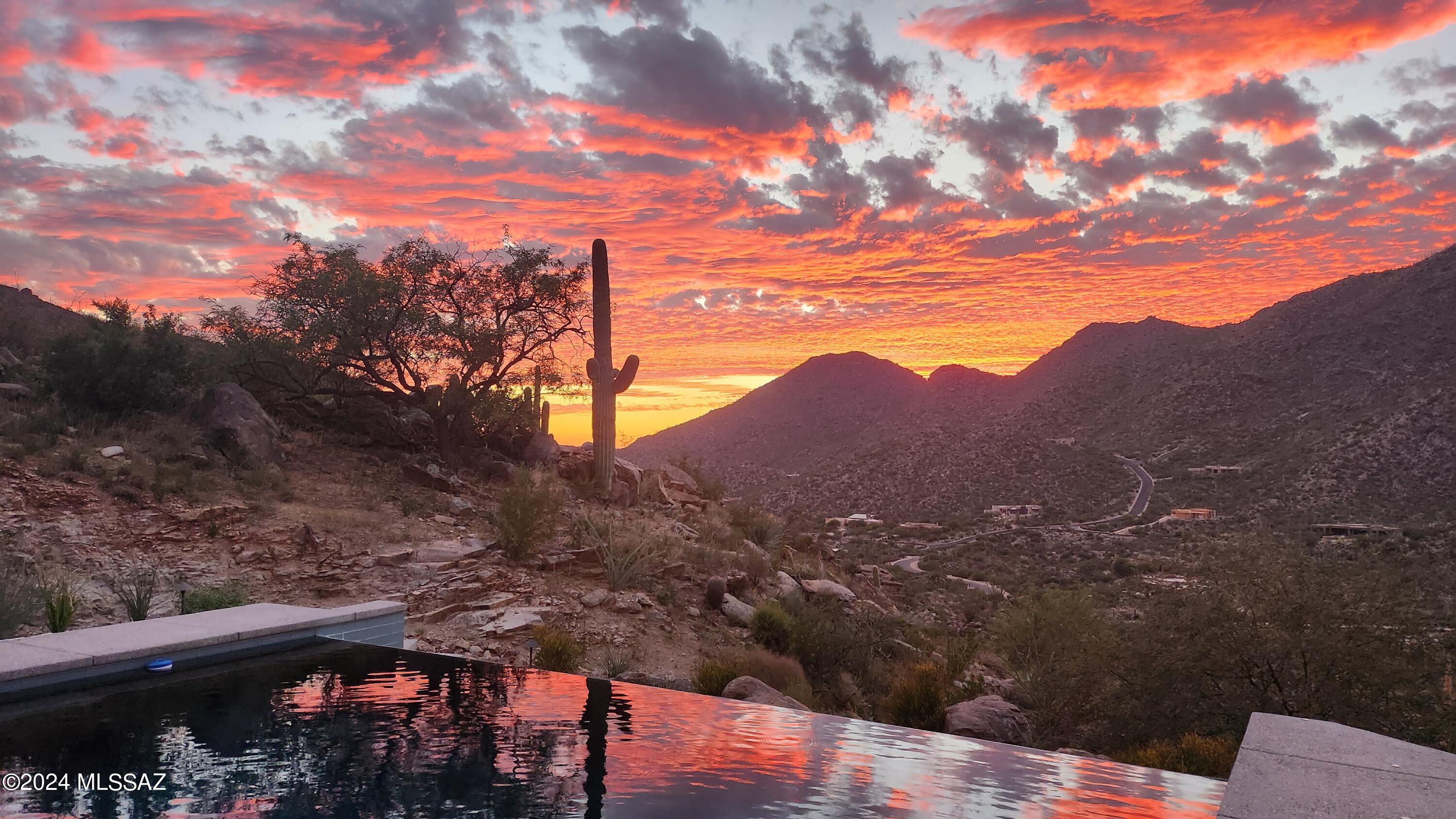 Canyon Pass At Dove Mountain - Residential