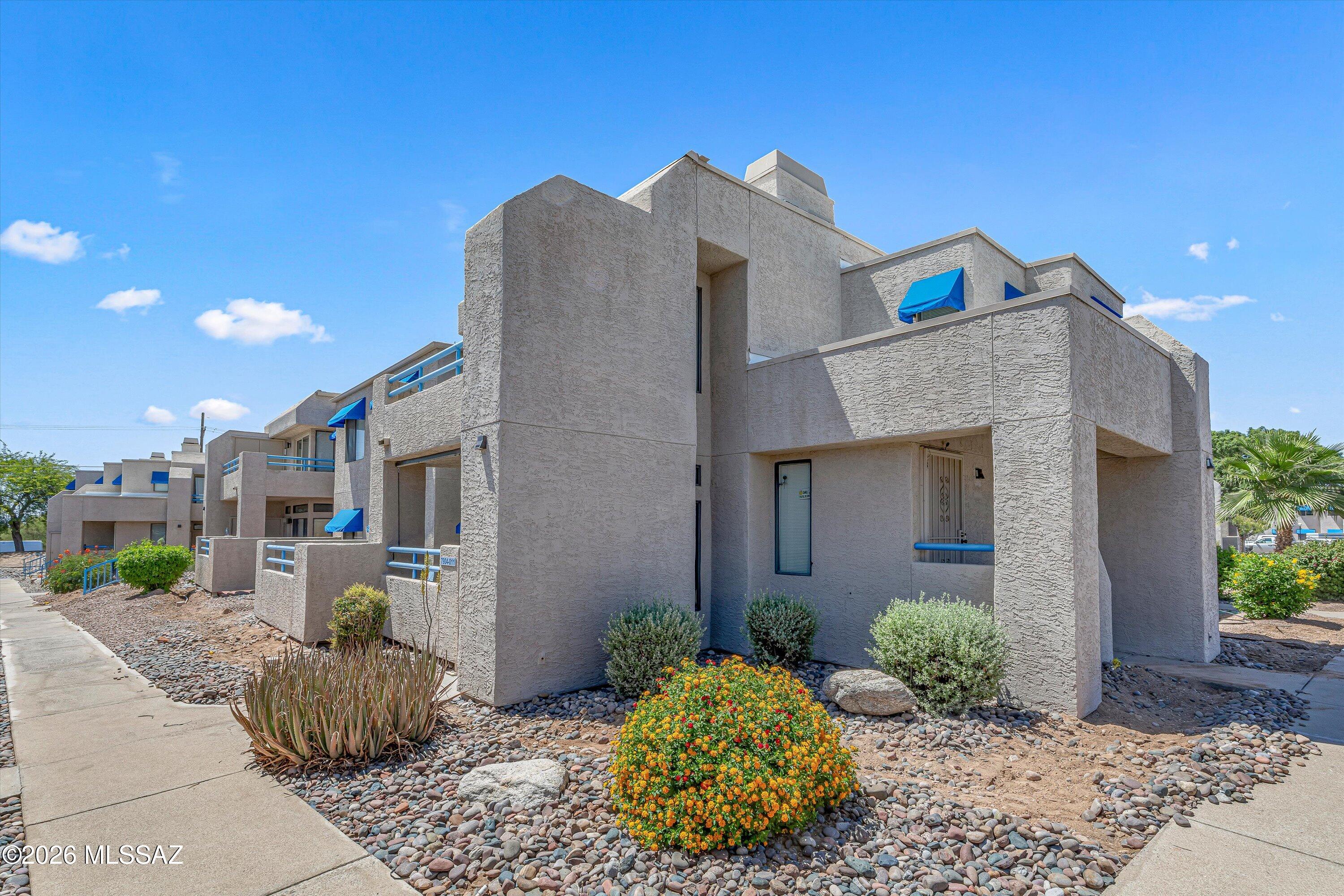 Summertree Condominiums (1-224) - Residential