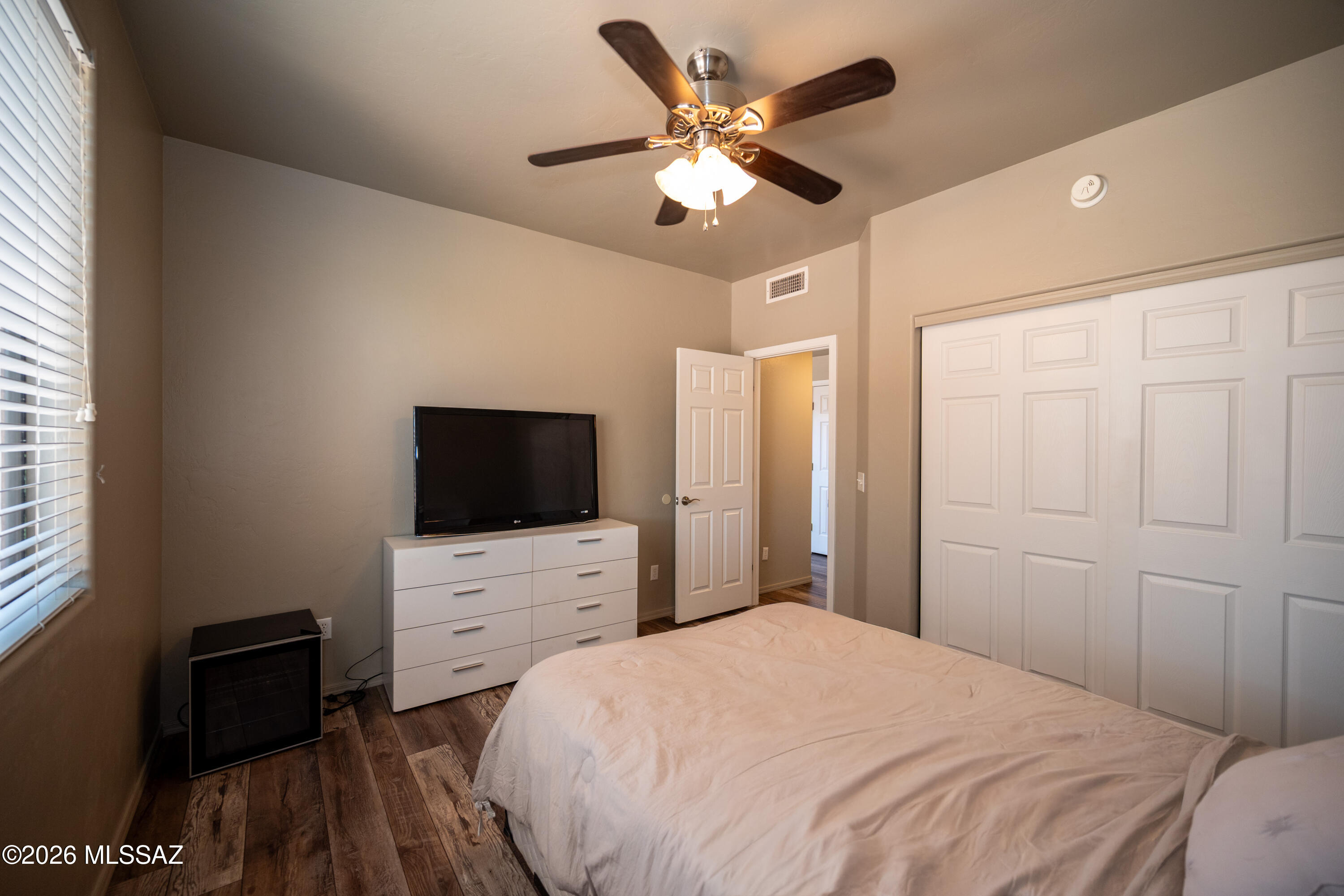 Catalina Point (1-32) - Residential Lease