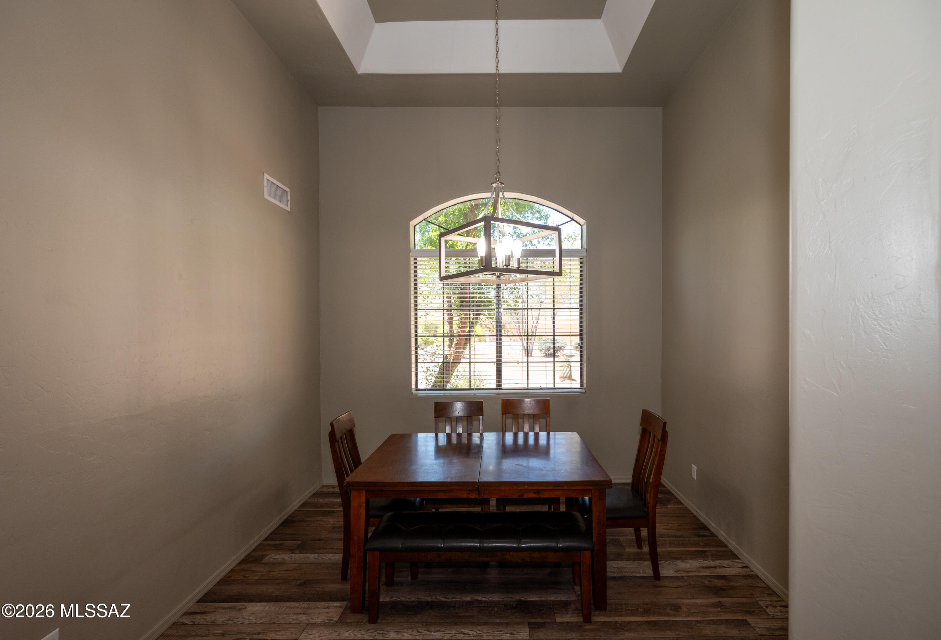 Catalina Point (1-32) - Residential Lease