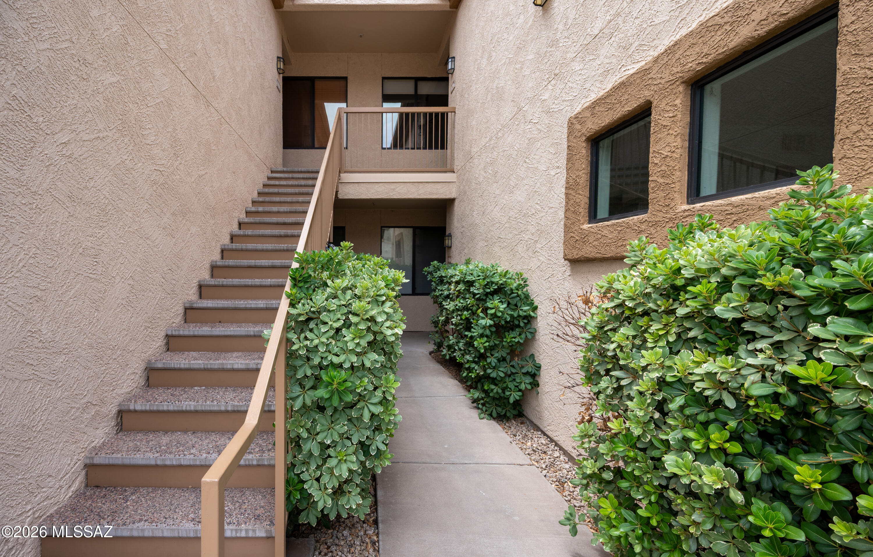 Hacienda Del Sol (1-69) - Residential Lease