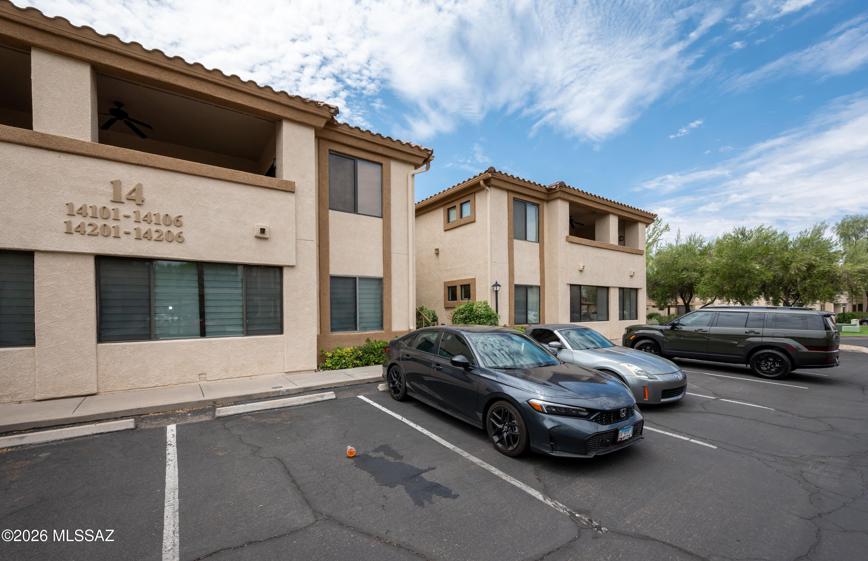 Hacienda Del Sol (1-69) - Residential Lease