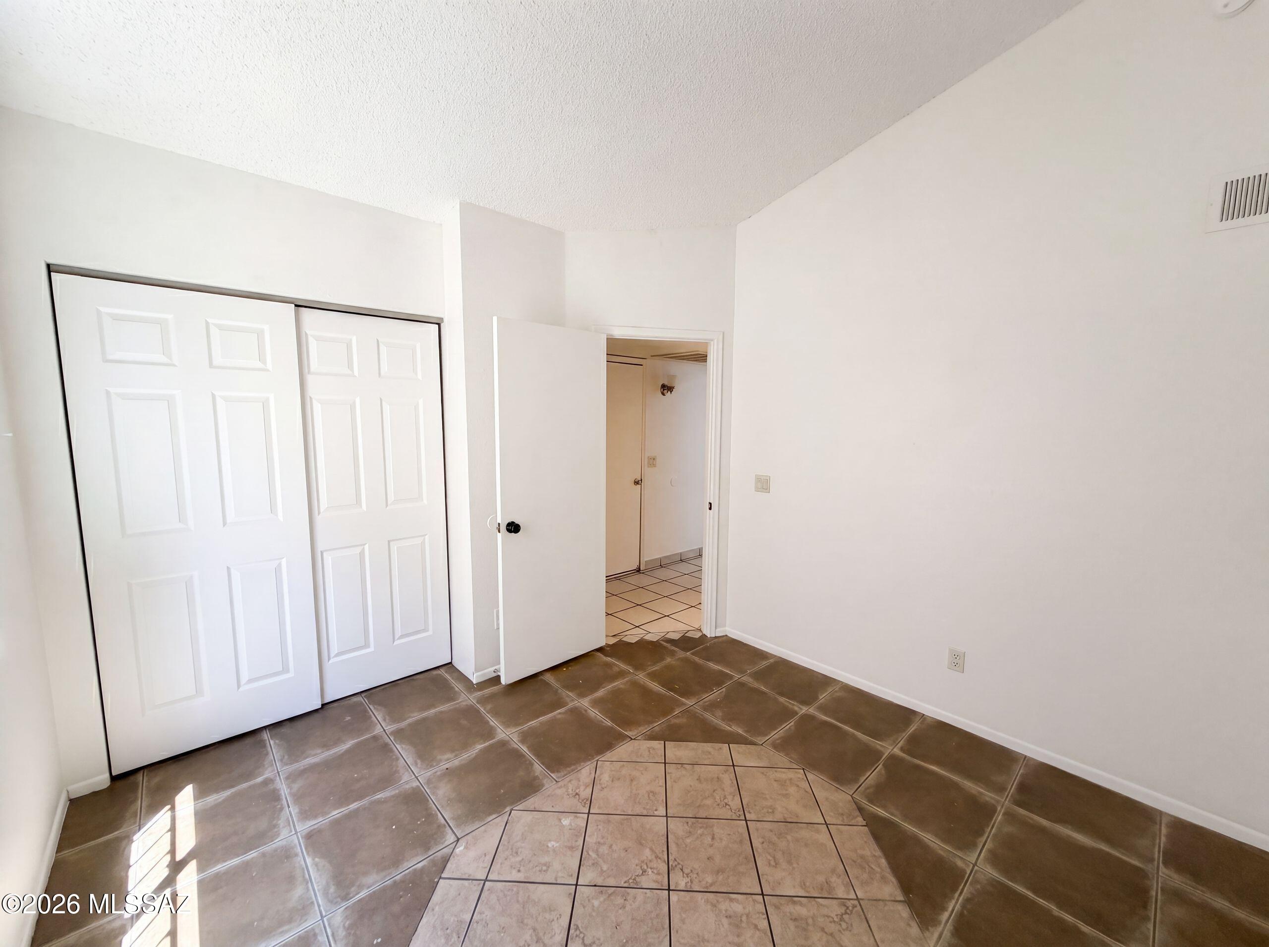 Oakbrook Villas Midvale Park (1-157) - Residential