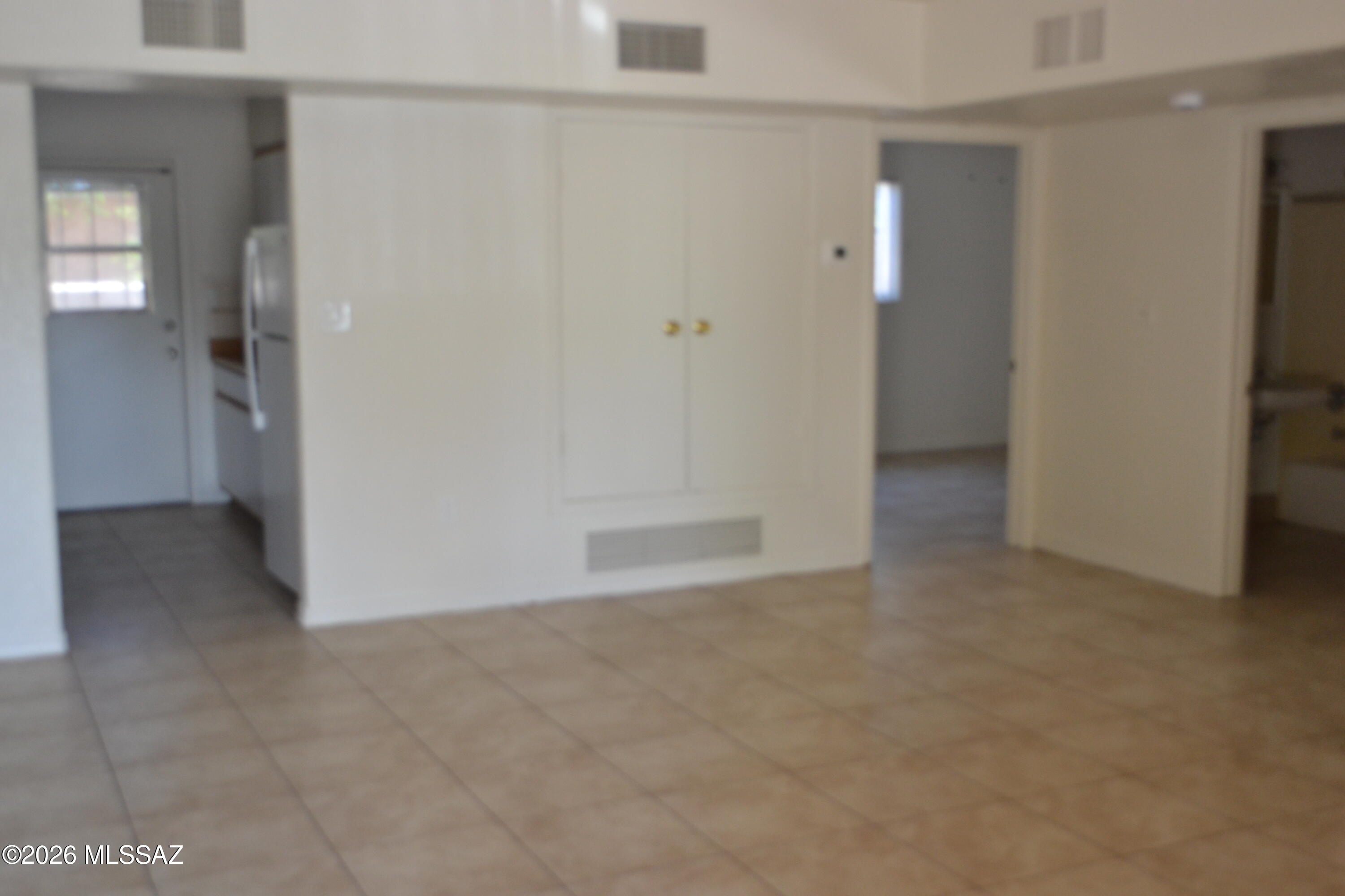 National City NO. 4 - Residential Lease