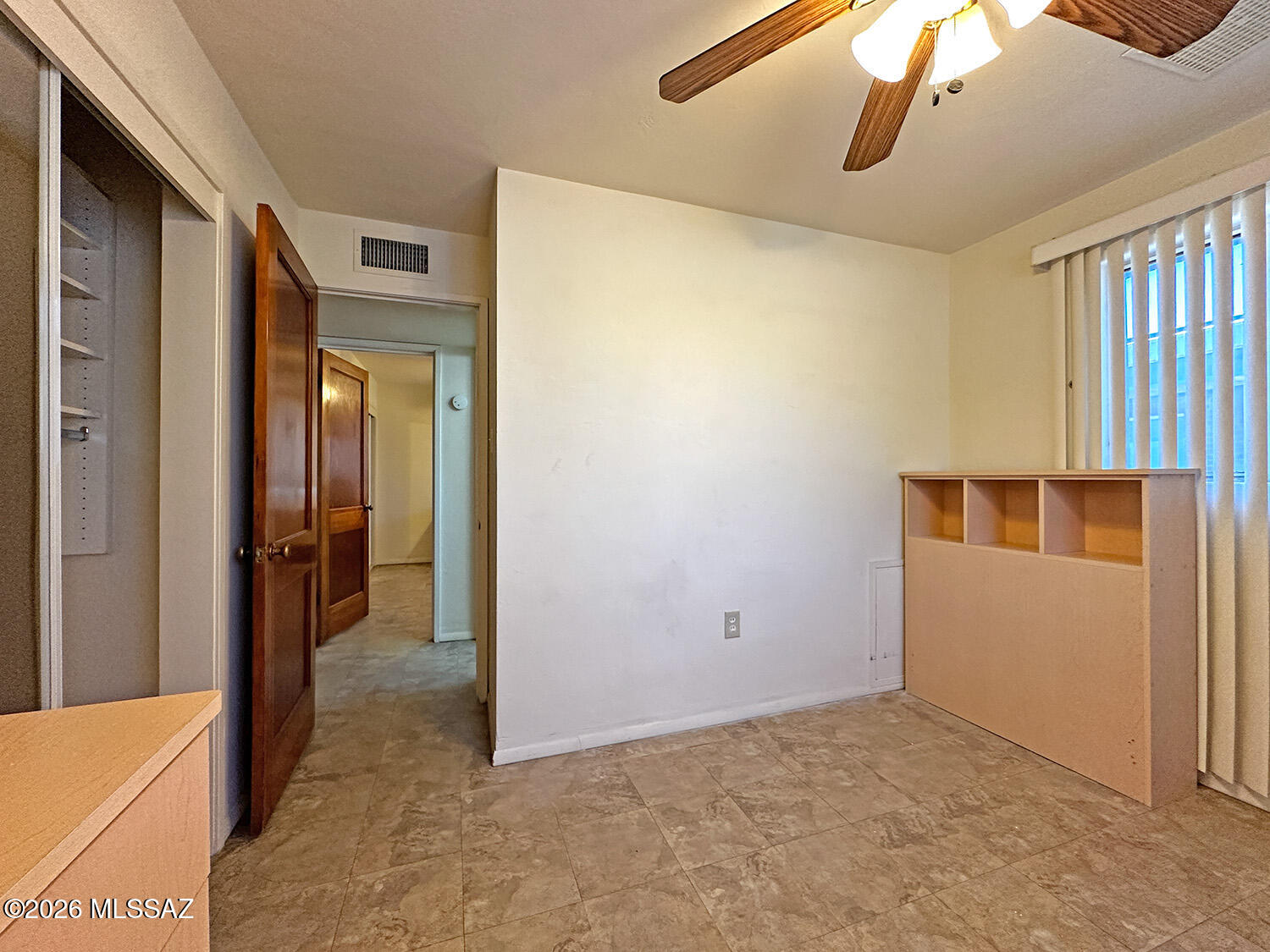 Country Club Manor - Residential
