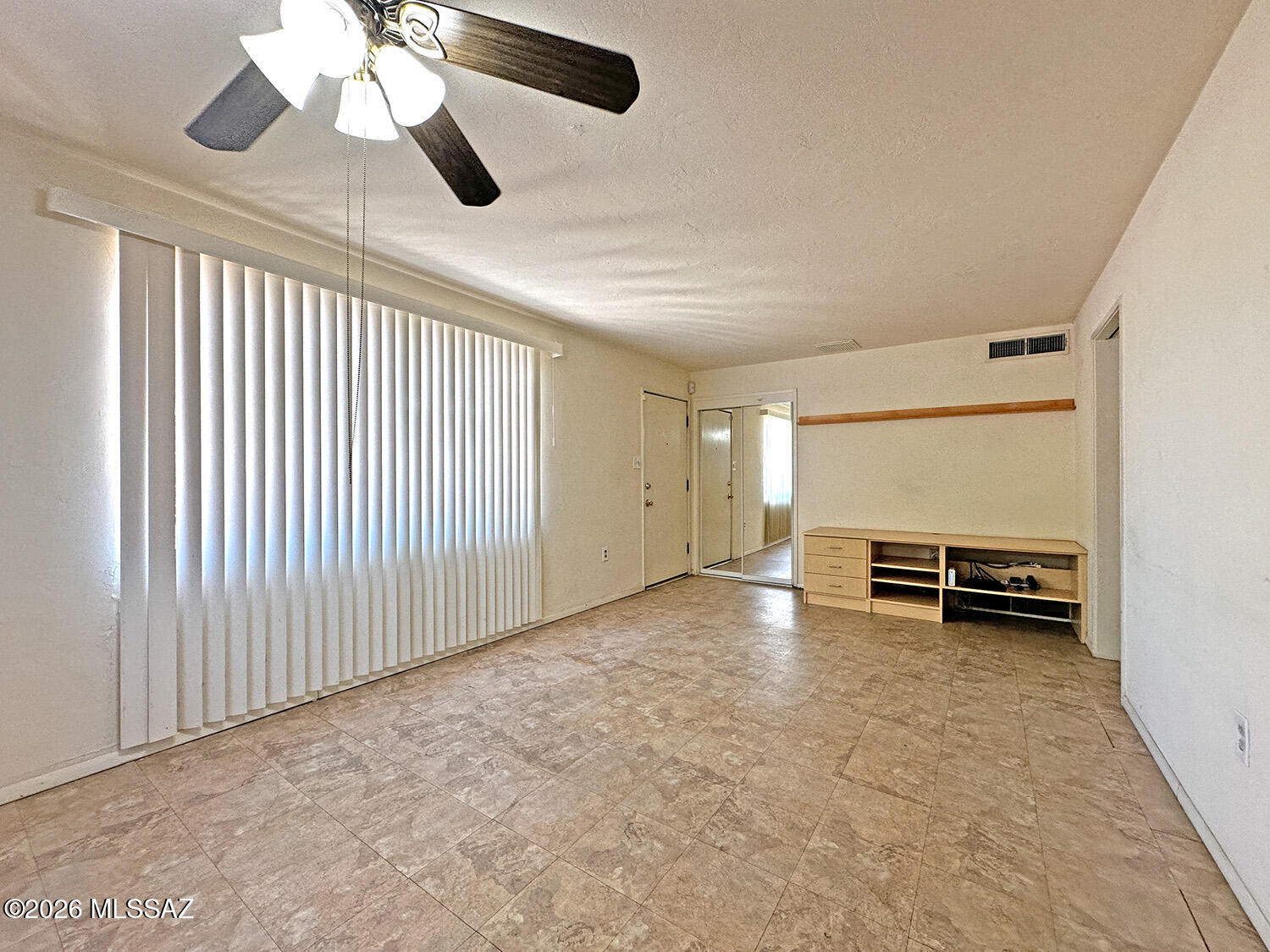 Country Club Manor - Residential