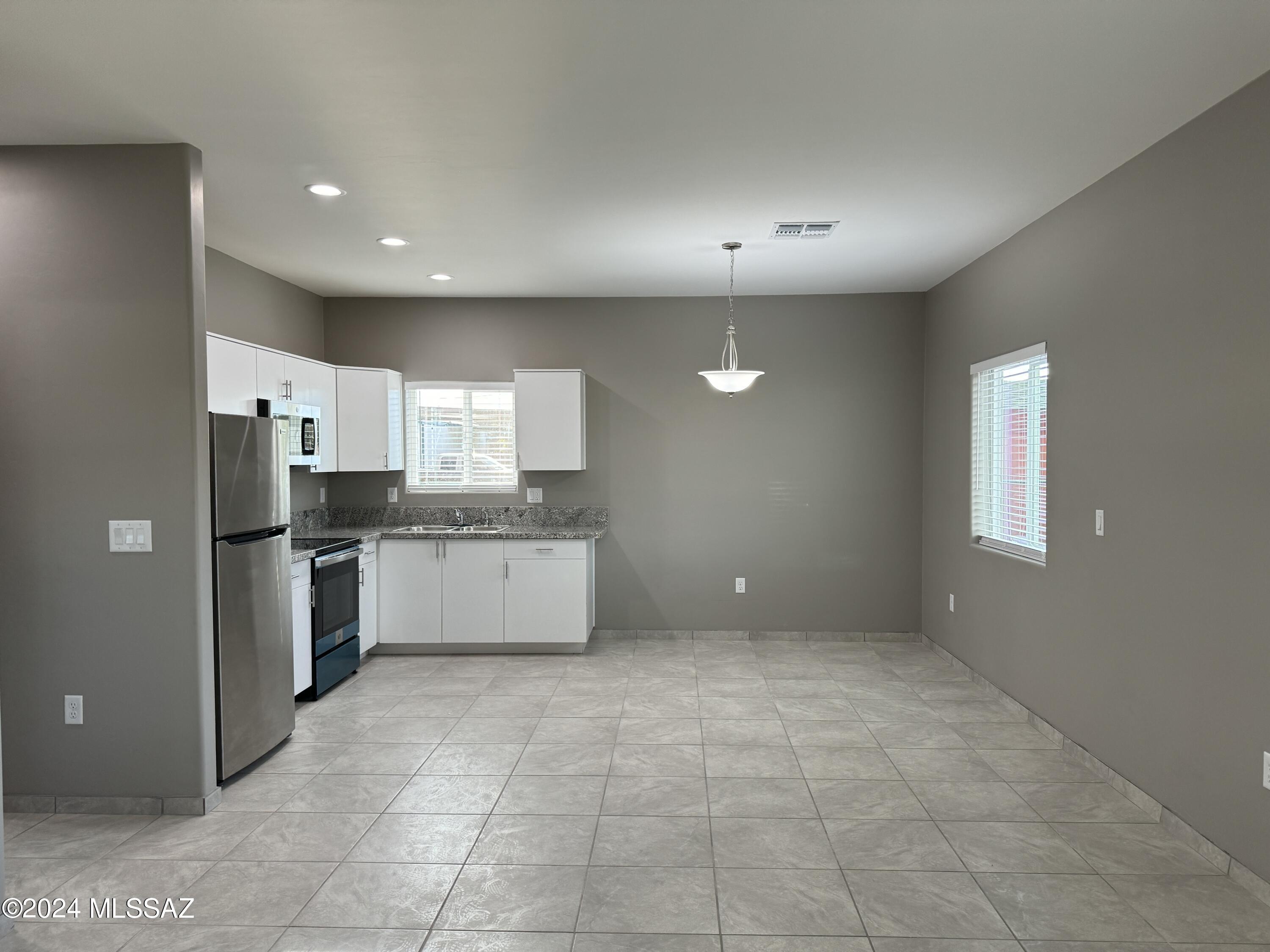 Sunland Gardens - Residential Lease