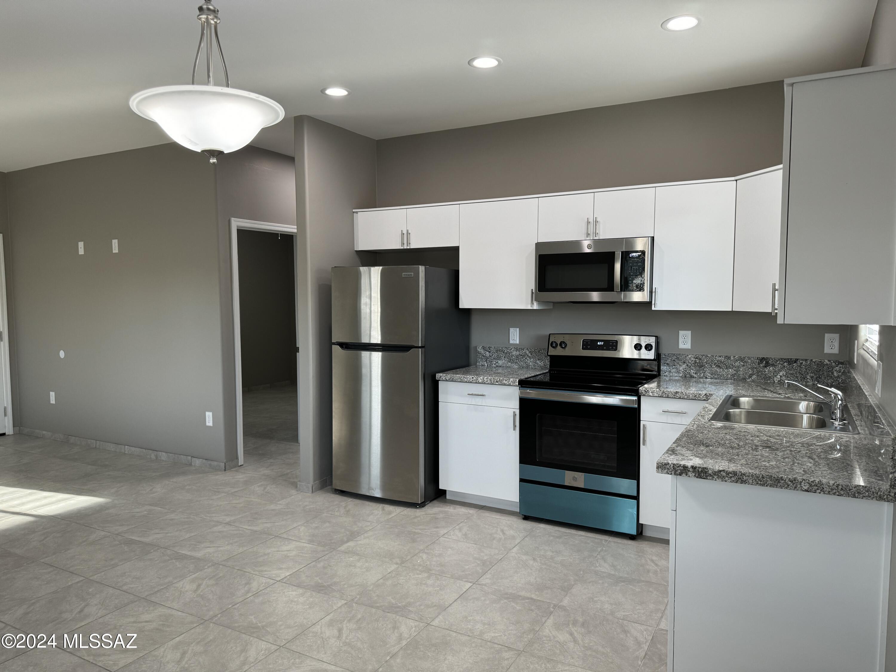Sunland Gardens - Residential Lease