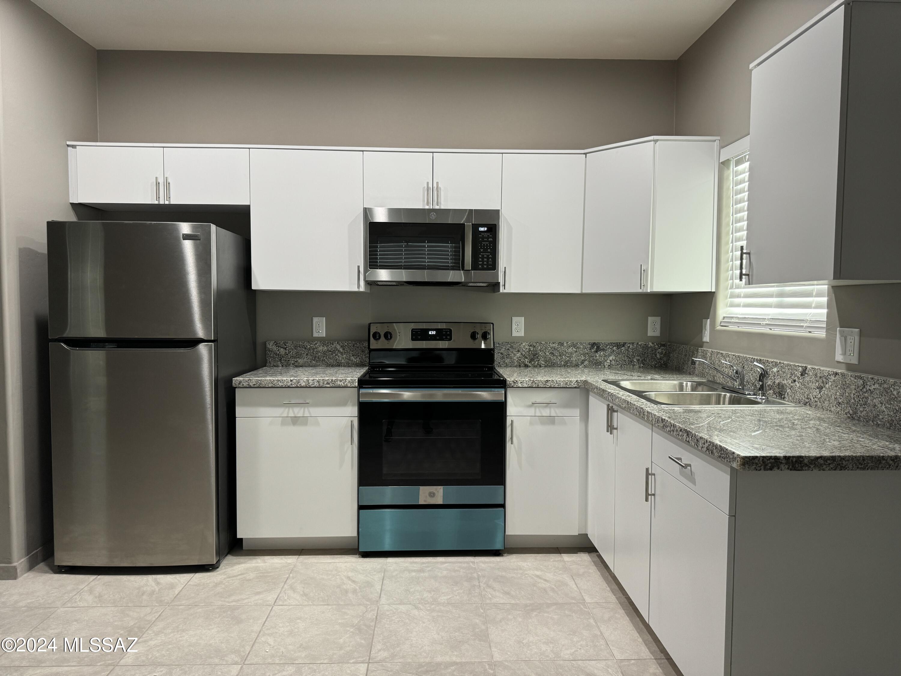 Sunland Gardens - Residential Lease