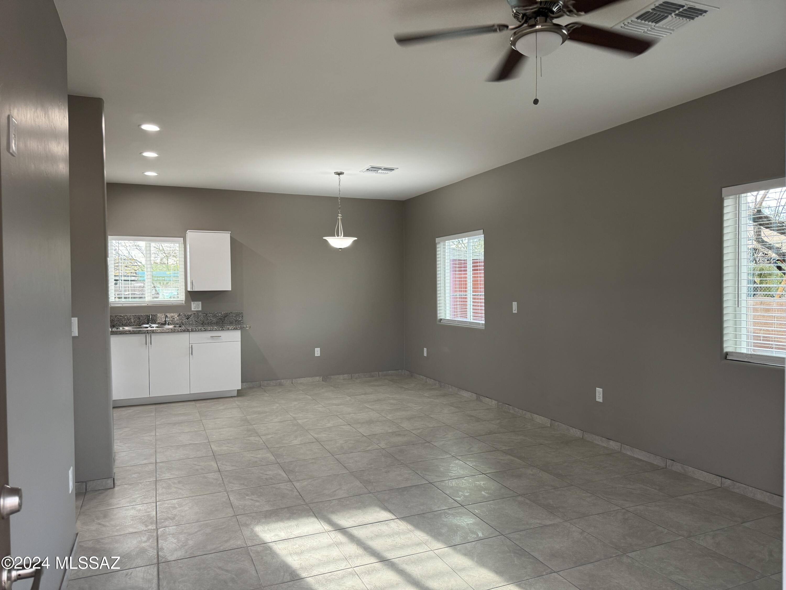Sunland Gardens - Residential Lease